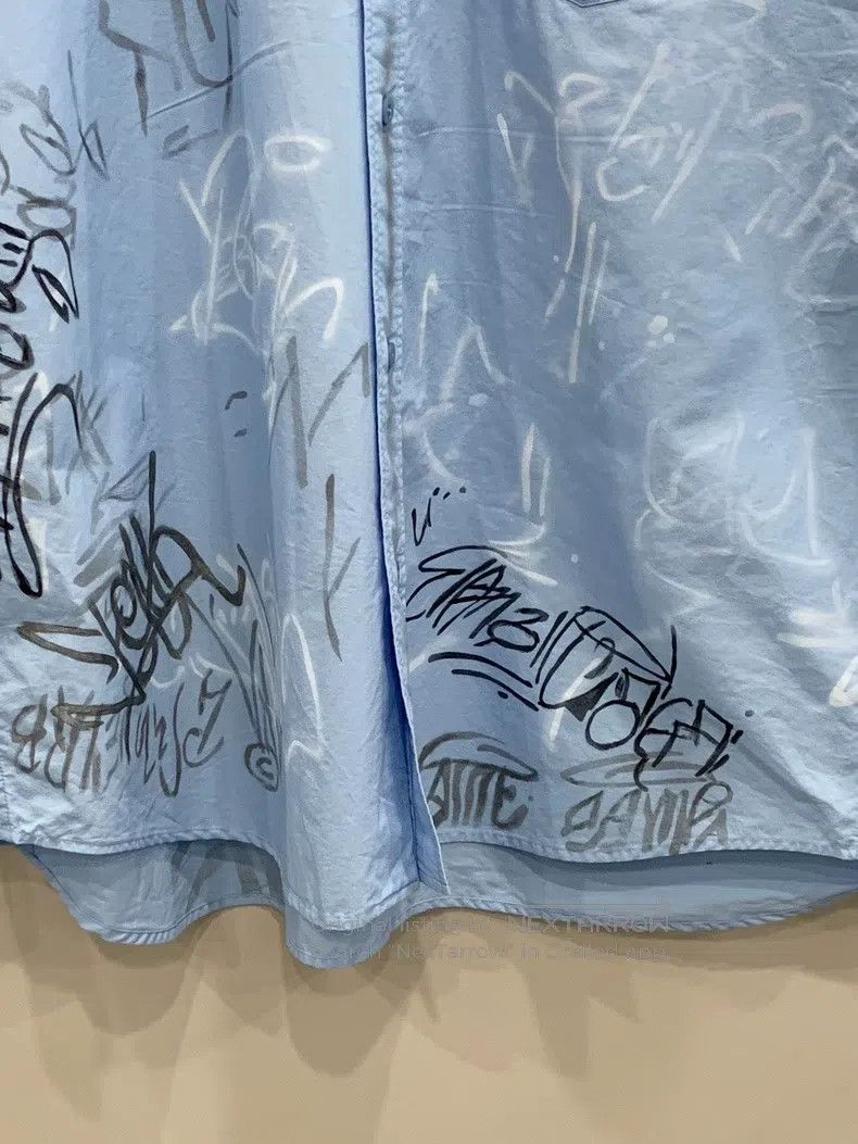 Balenciaga Balenciaga Graffiti shirt Size US M / EU 48-50 / 2 - 4 Thumbnail