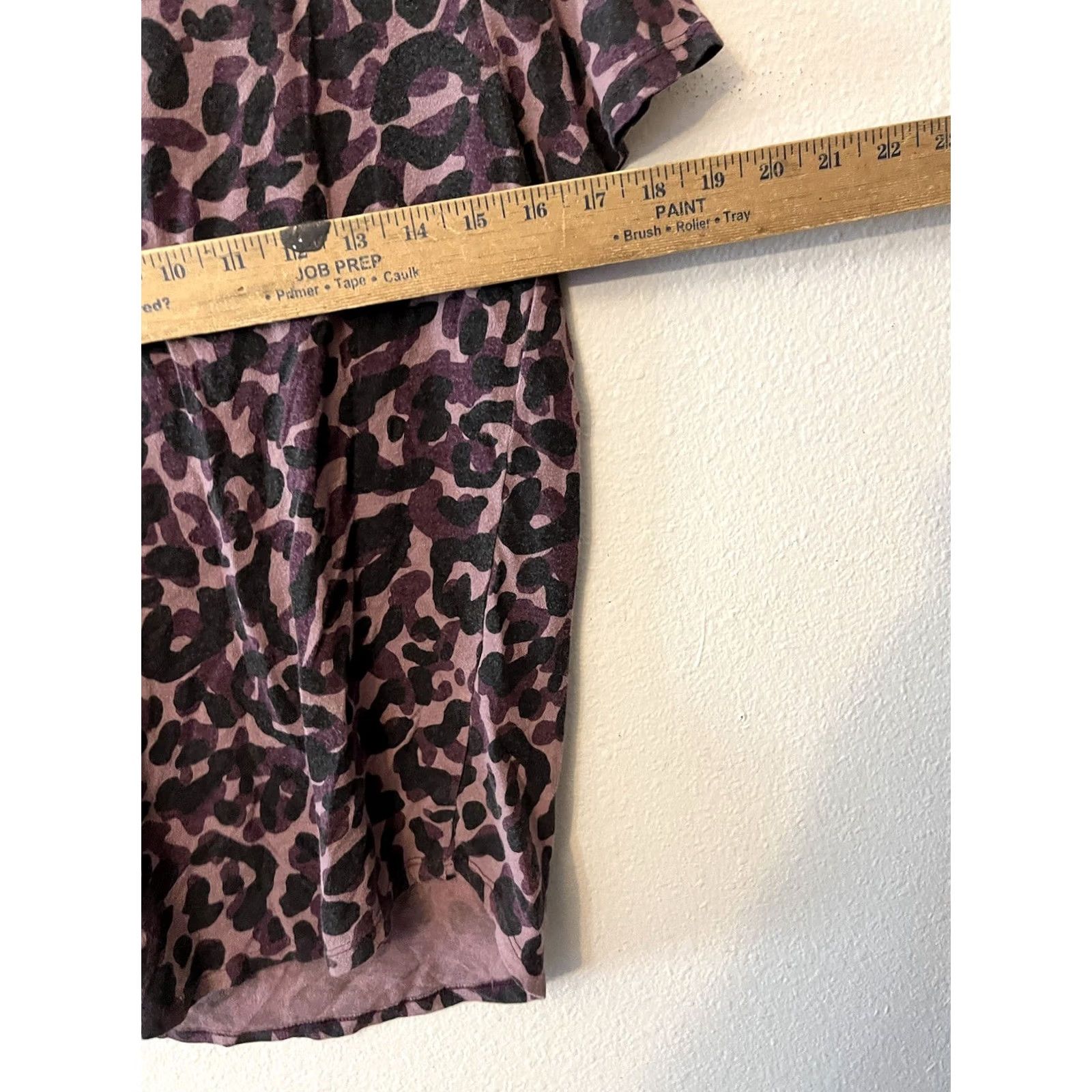 Victoria's Secret Victoria's Secret PINK T-Shirt Maroon Logo Crew Neck Short Sleeve Size S Women Gift Adult Regular Fit Fruitless? Size S / US 4 / IT 40 - 5 Thumbnail