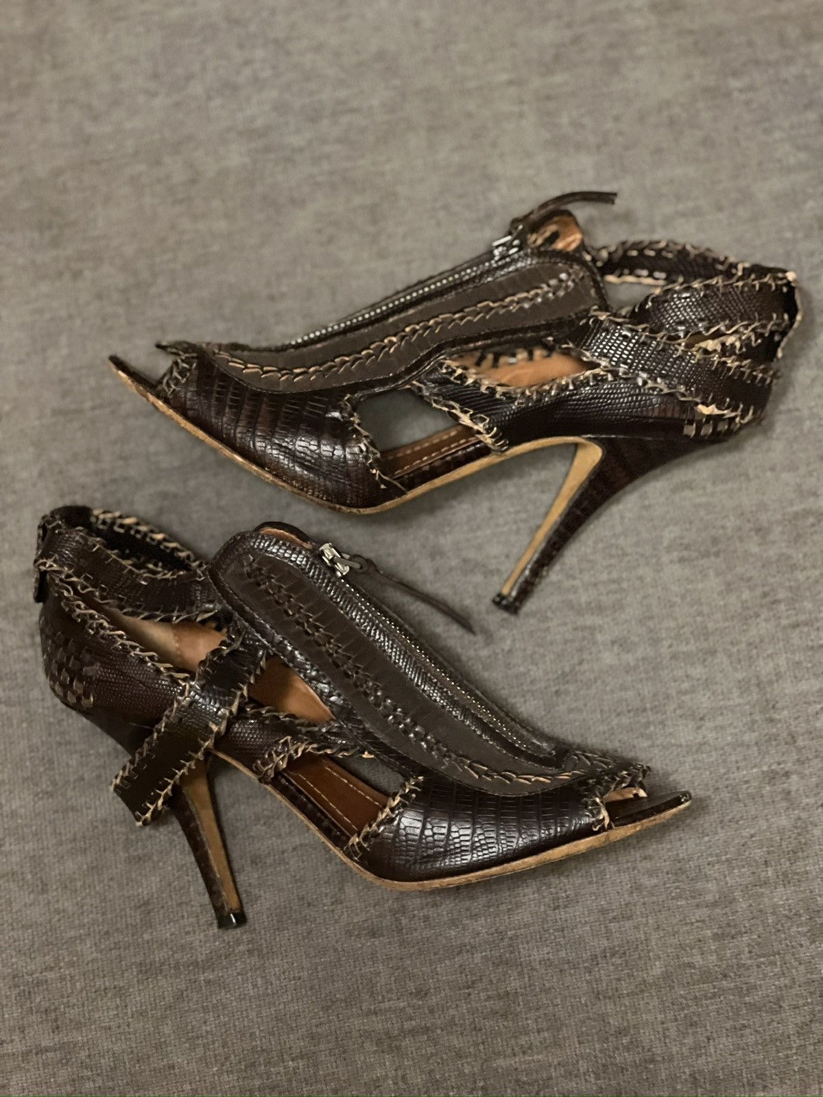 Givenchy Givenchy Crocodile Leather Heels Size US 7.5 / IT 37.5 - 2 Thumbnail