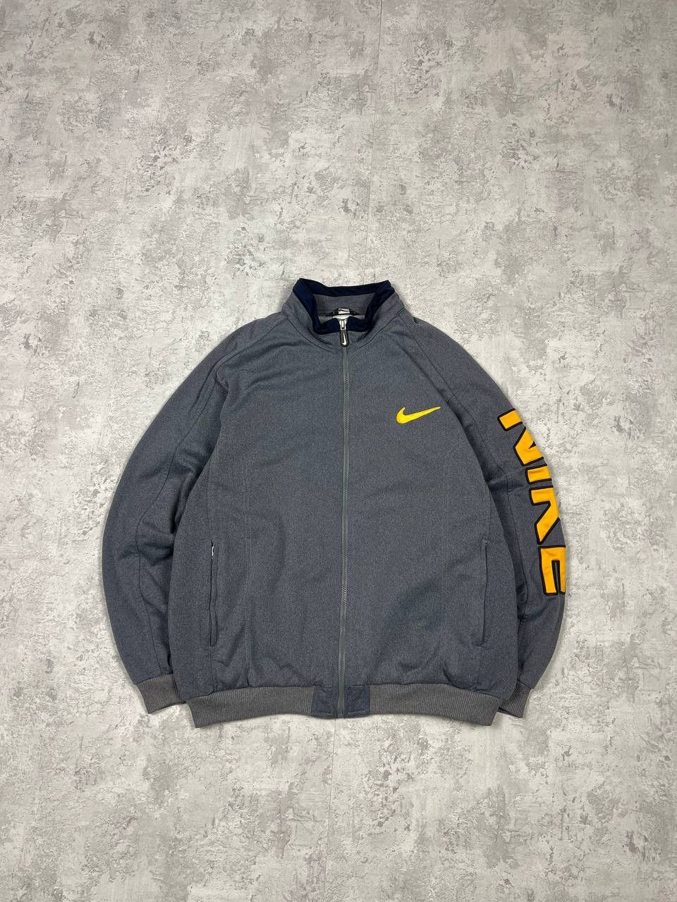 Nike Vintage Nike Track Jacket Big Logo Size US L / EU 52-54 / 3 - 1 Thumbnail