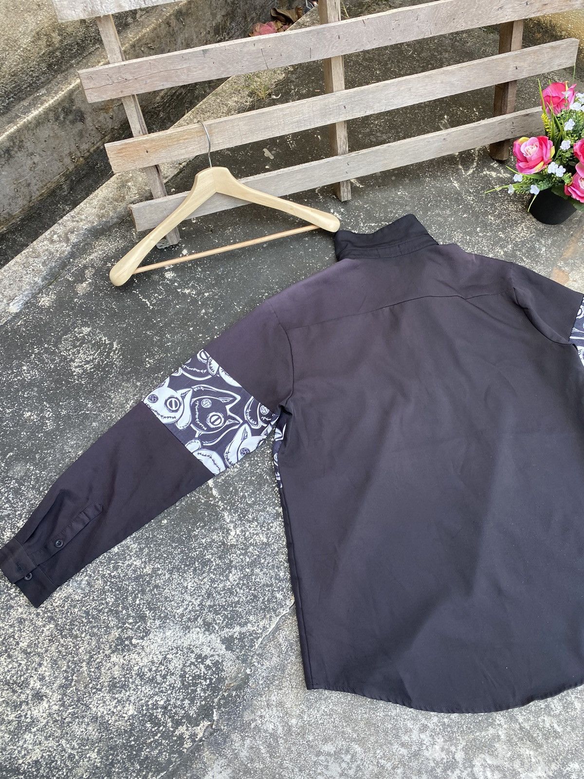 Japanese Brand 🔥 Steals 🔥 Japanese Brand Nier Shirt Half Button Size US XL / EU 56 / 4 - 10 Thumbnail
