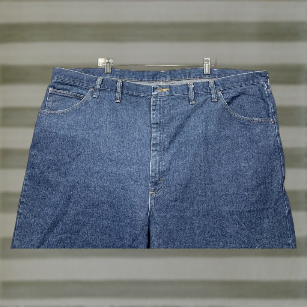 Wrangler Wrangler Denim Shorts Mens 48W Blue Work Wear Relaxed Comfort Casual 5-Pocket High Rise 9.5in Inseam 100% Cotton Jeans Size US 32 / EU 48 - 1 Thumbnail