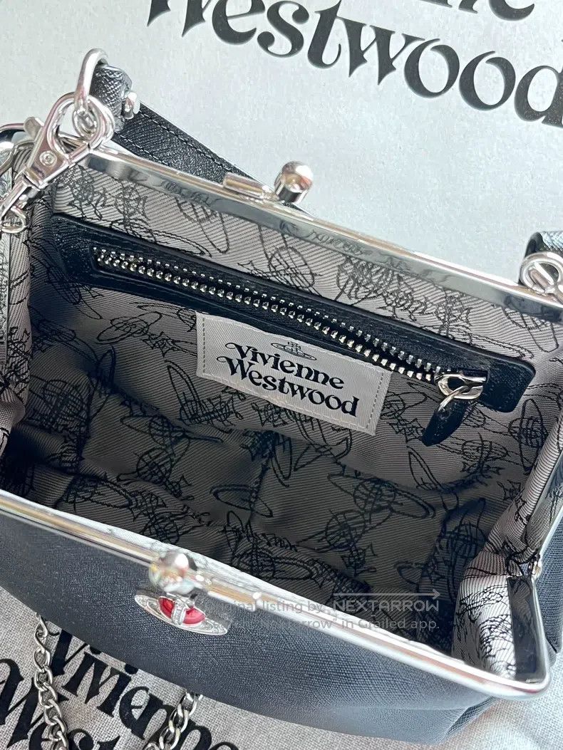 Vivienne Westwood Vivienne Westwood size os Red heart Saturn dumpling bag wit Size ONE SIZE - 4 Thumbnail