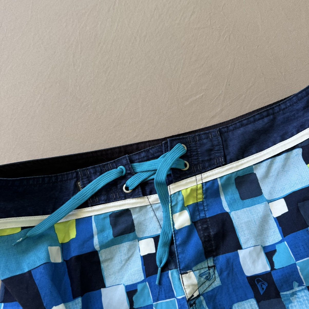 Quiksilver Quiksilver Grid Printed Cargo board shorts Size US 30 / EU 46 - 4 Thumbnail