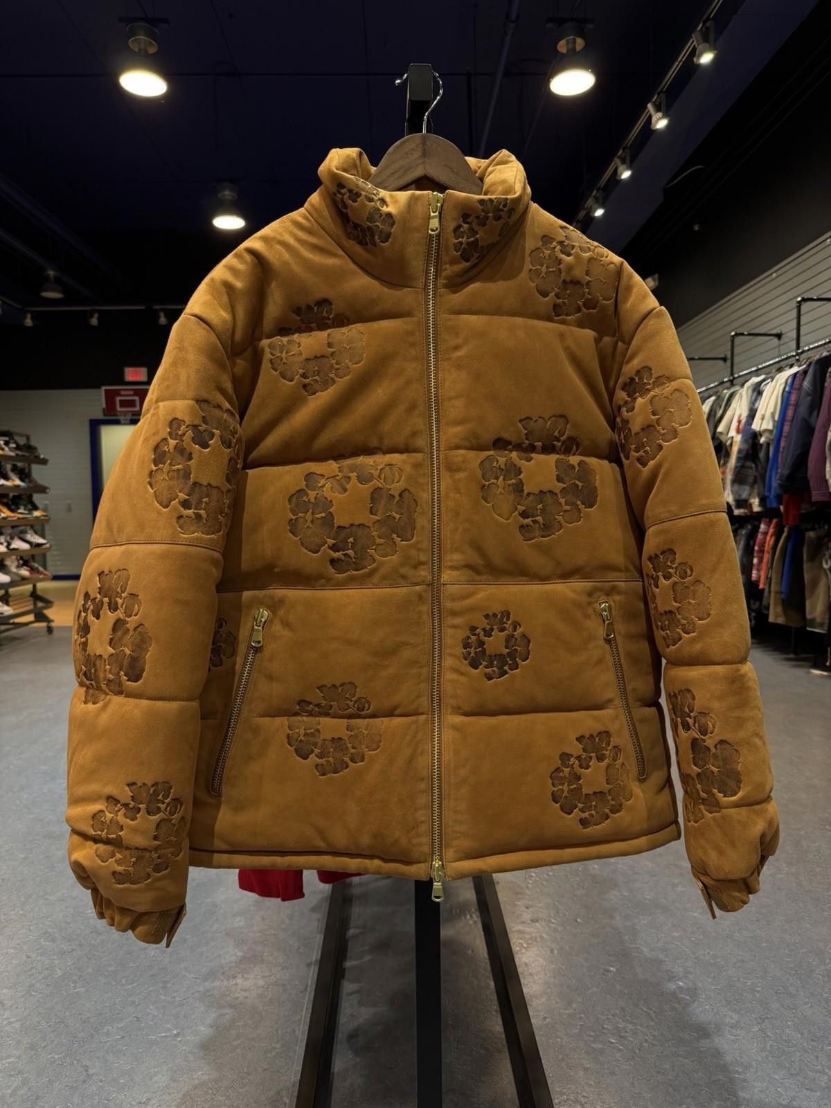 DENIM TEARS Denim Tears Leather Wreath Logo Jacket Medium Brand New Size US M / EU 48-50 / 2 - 2 Thumbnail