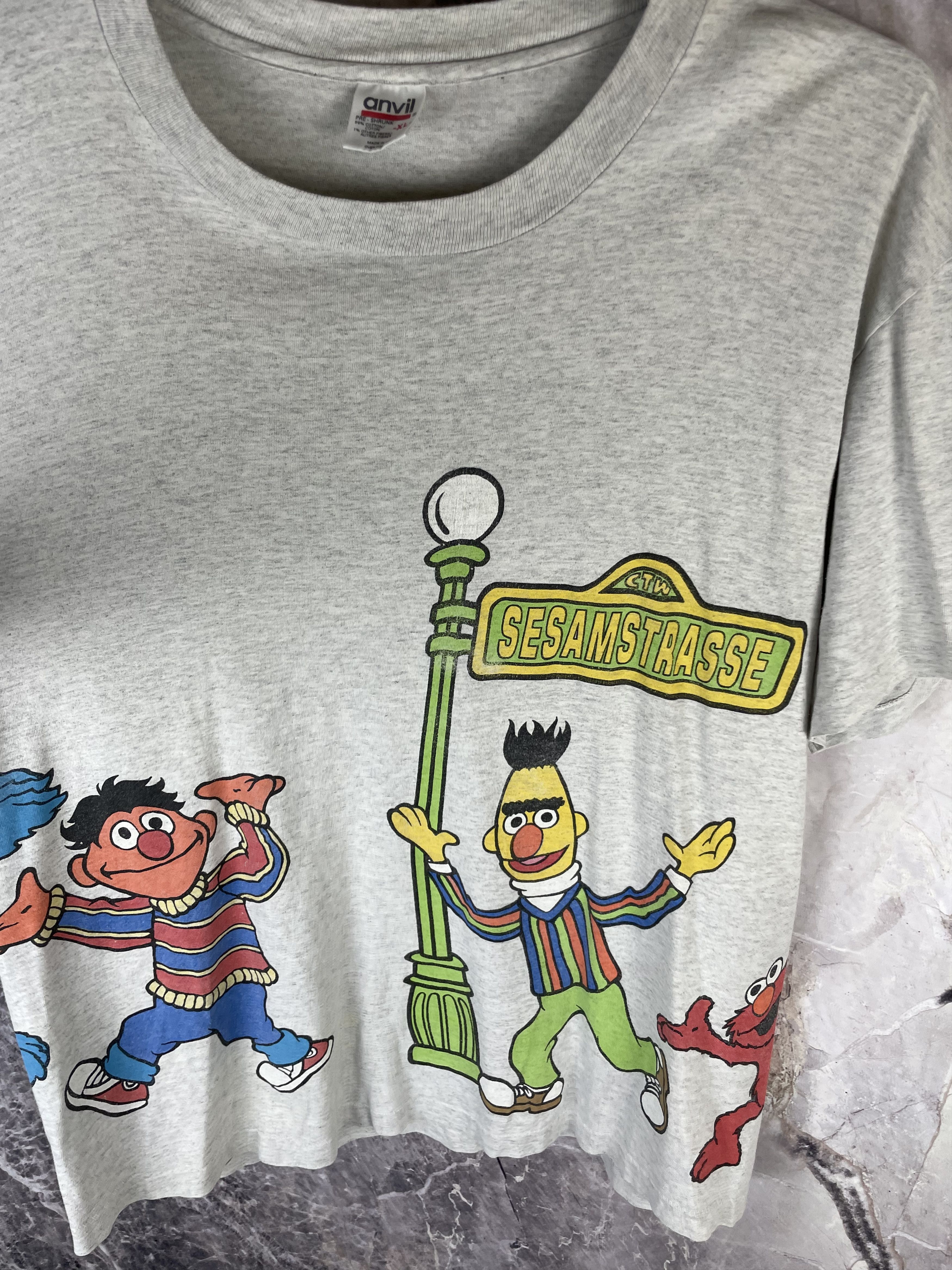 Cartoon Network vintage jim henson sesame street 90s tee Size US XL / EU 56 / 4 - 7 Thumbnail