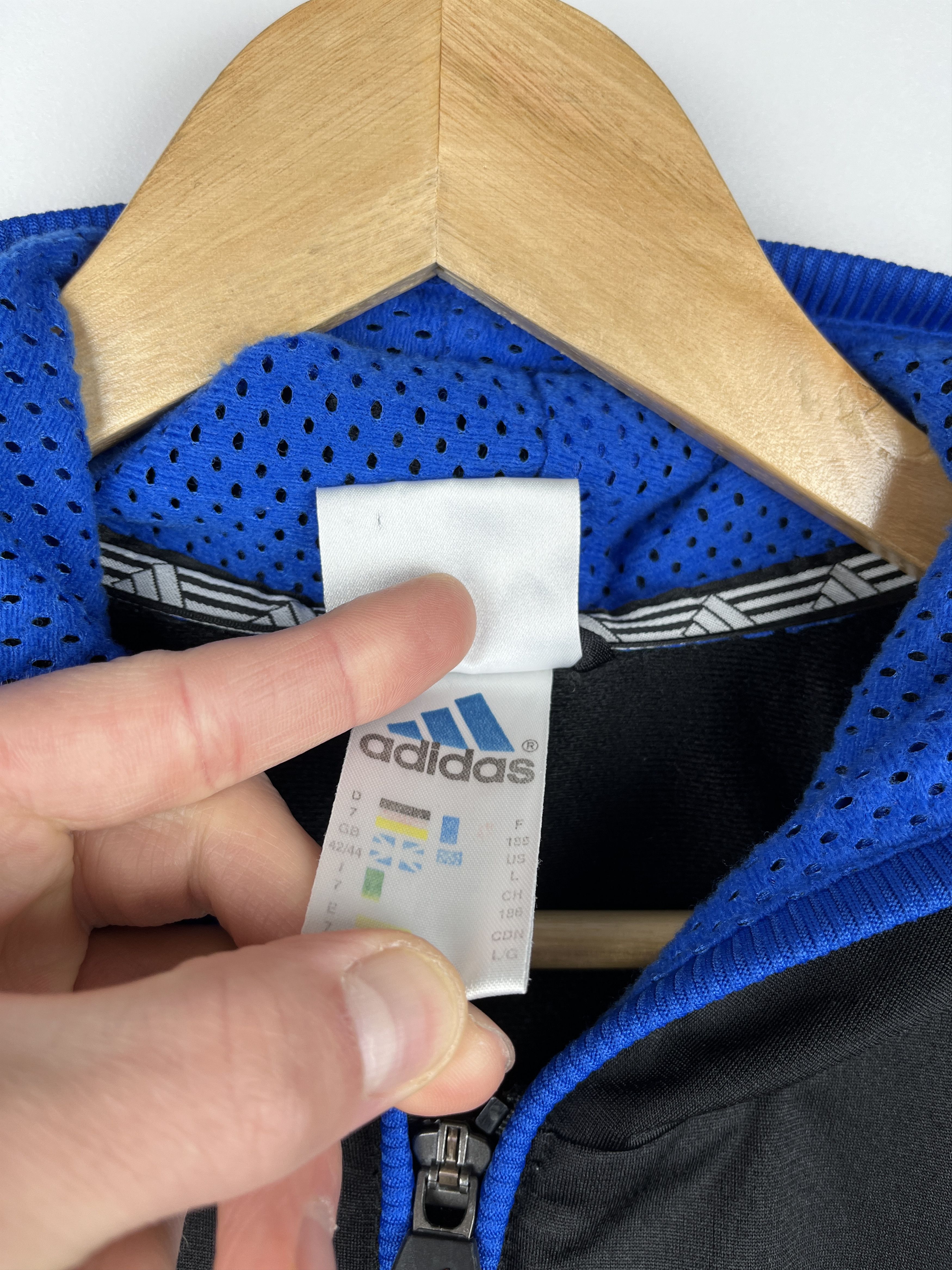 Adidas 90's Adidas Big Logo Back Vintage Full Zip Hoodie Size US L / EU 52-54 / 3 - 13 Thumbnail