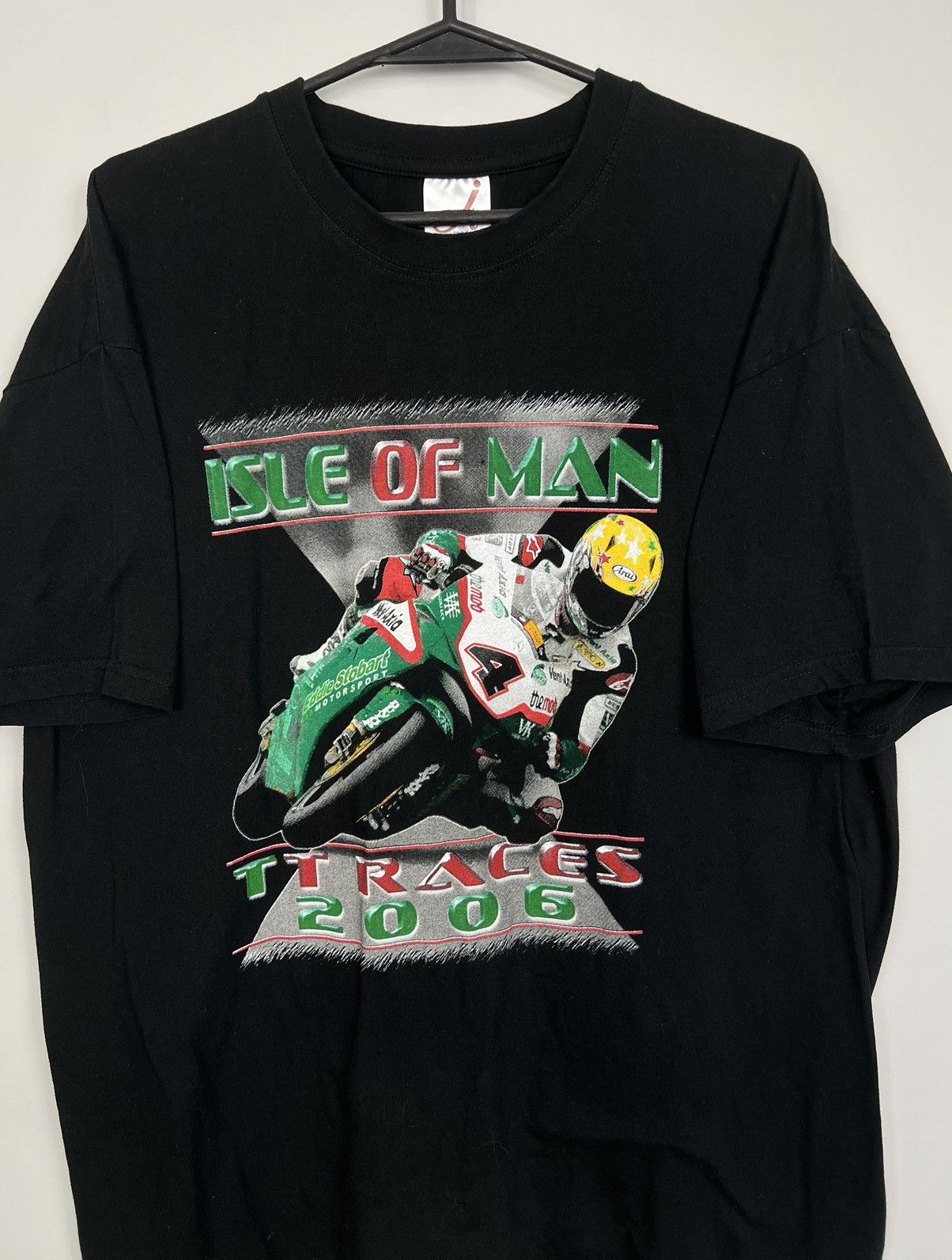 Vintage Isle Of Man TT Races 2006 tshirt racing motorcycle Size US XL / EU 56 / 4 - 2 Thumbnail