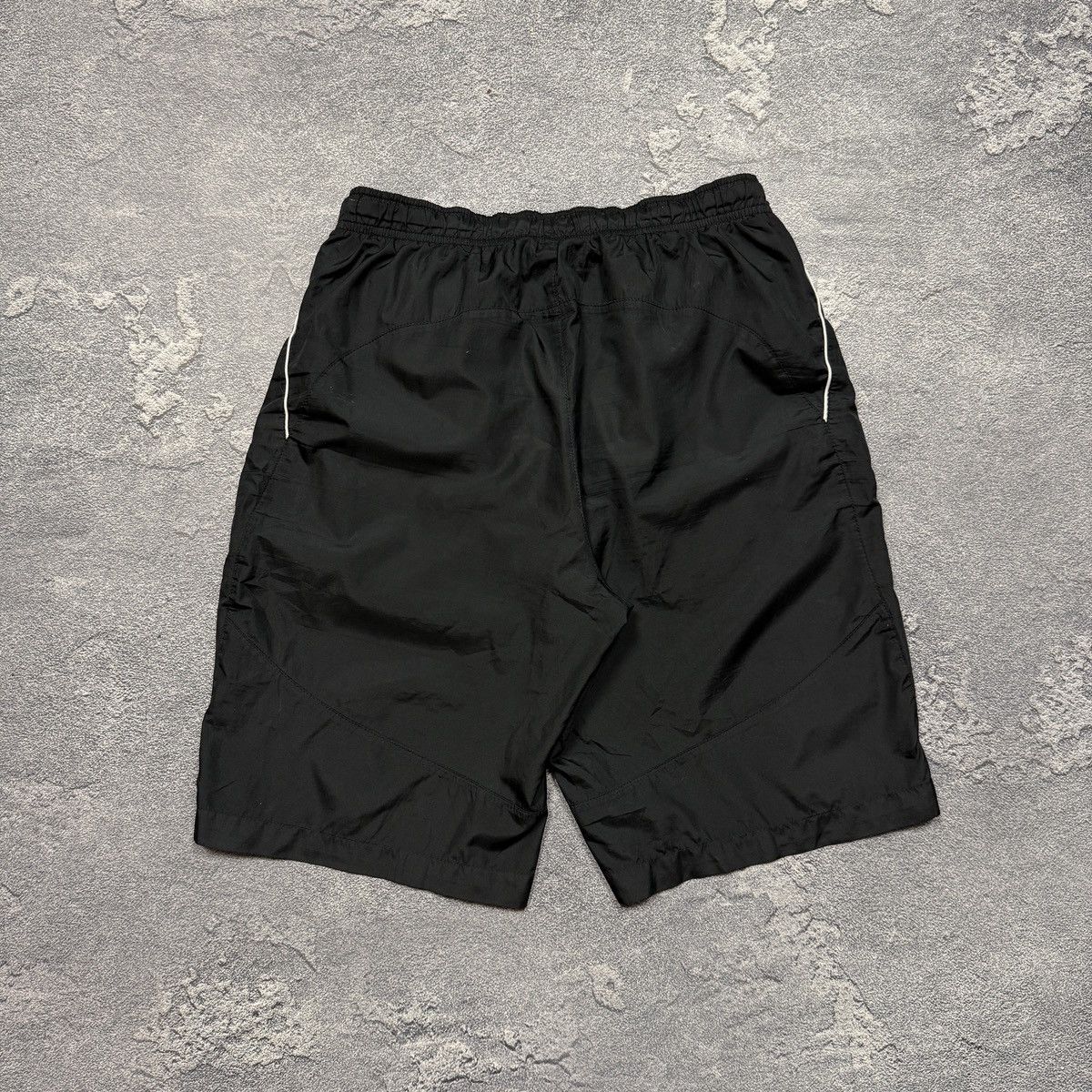 Nike × Vintage Nike Vintage Shorts 90s Size US 30 / EU 46 - 5 Thumbnail