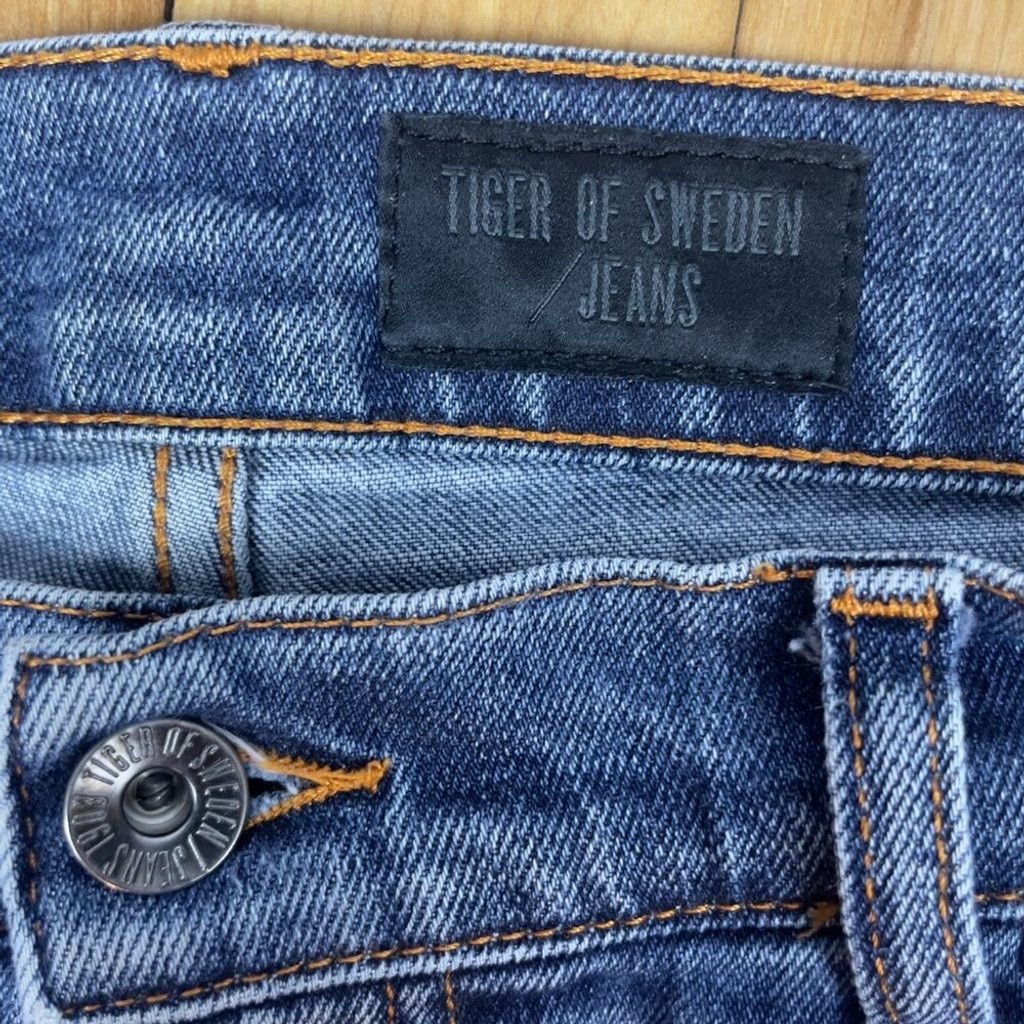 Tiger of Sweden TIGER OF SWEDEN Pistolero Dandy Mid Waist Tapered Jean Sz 36 Size US 36 / EU 52 - 6 Thumbnail