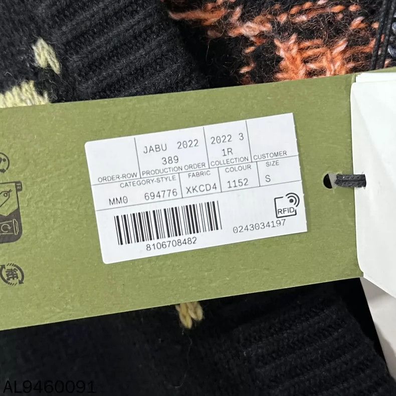 Gucci Gucci New gradient old flower cardigan sweater 2502-Nextarr Size US S / EU 44-46 / 1 - 5 Thumbnail