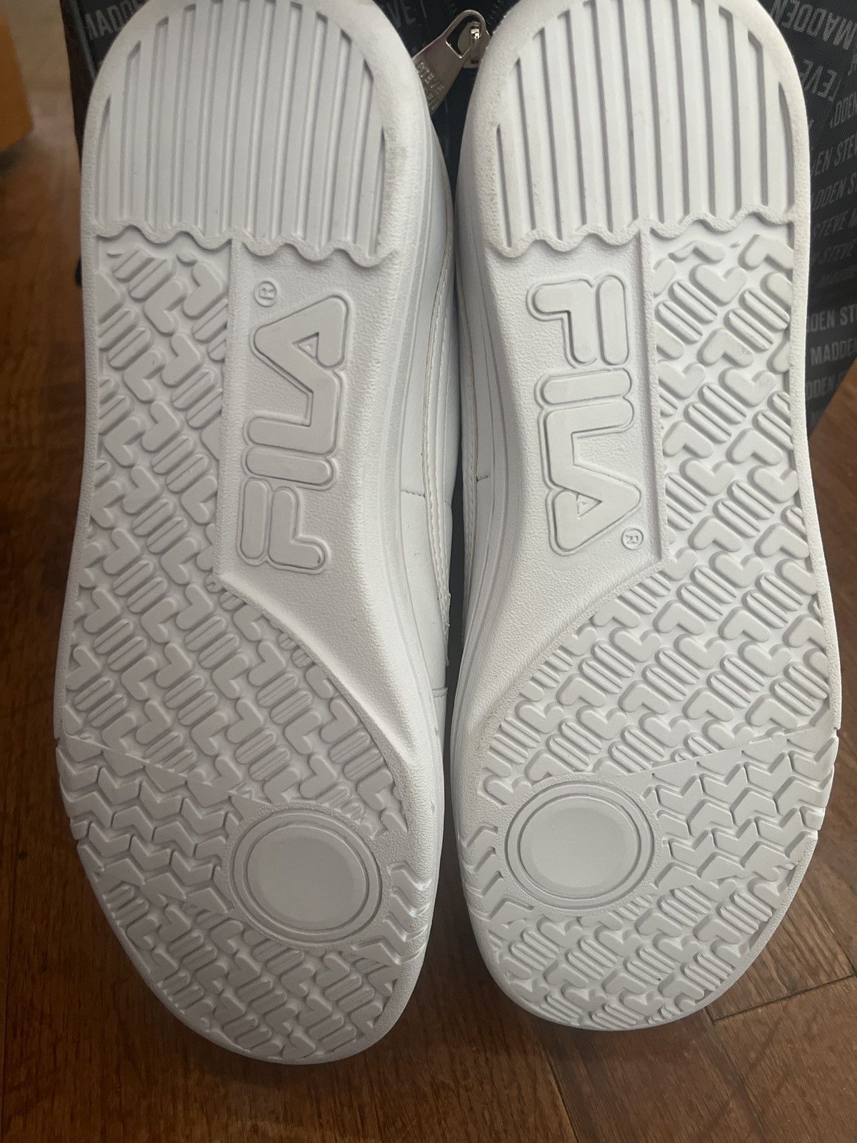 Fila Fila low top sneakers Size US 11.5 / EU 44-45 - 3 Thumbnail
