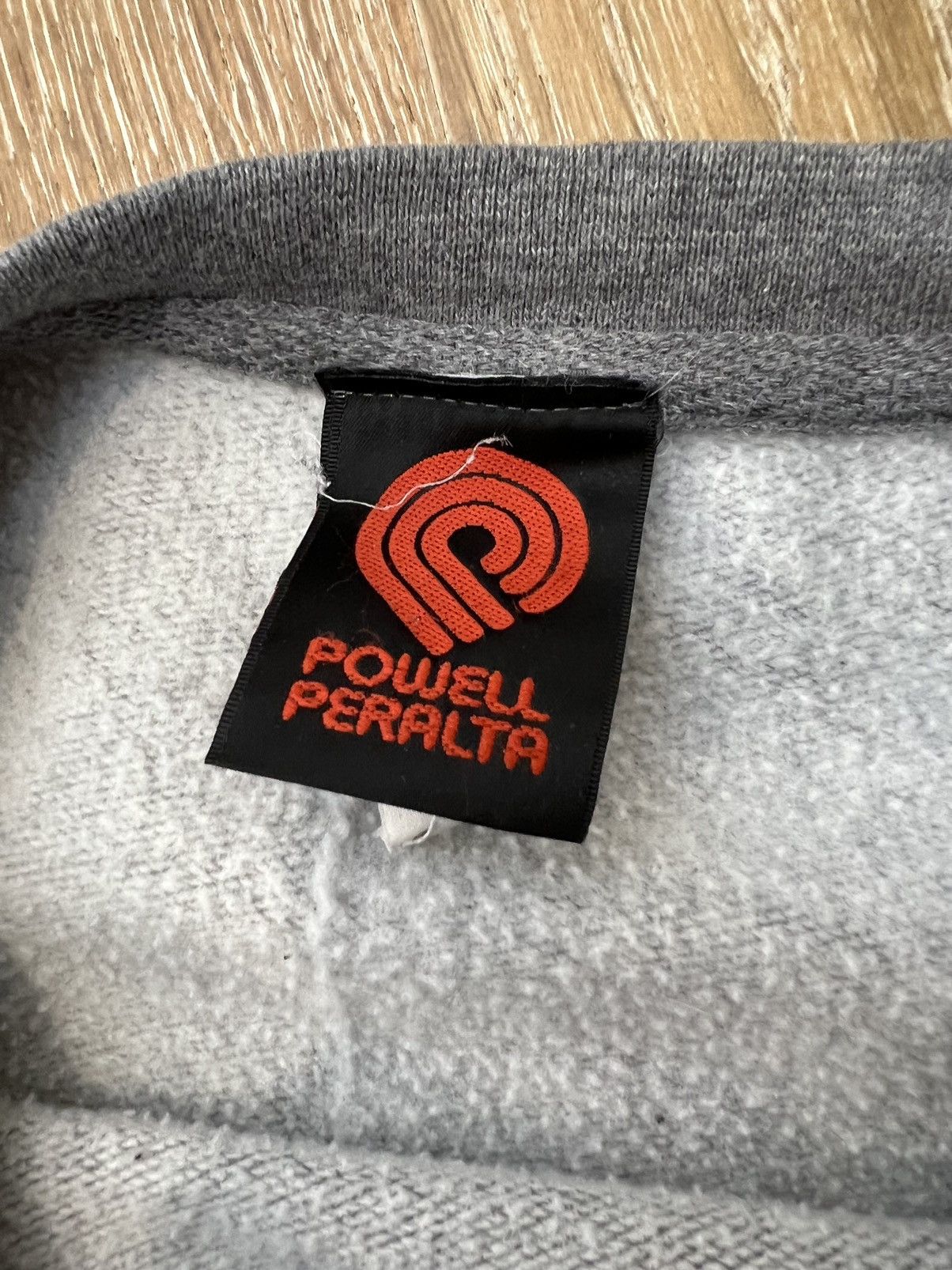 Powell Peralta Powell peralta bones crewneck Size US L / EU 52-54 / 3 - 3 Thumbnail