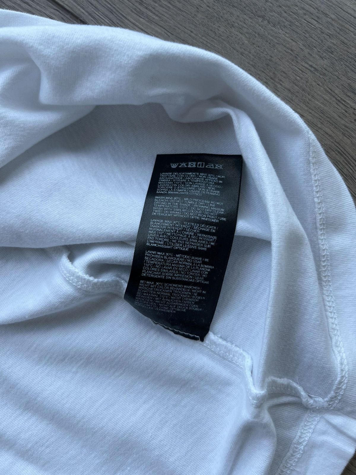 Raf Simons Raf Simons The Others T-Shirt Small Size US M / EU 48-50 / 2 - 6 Thumbnail