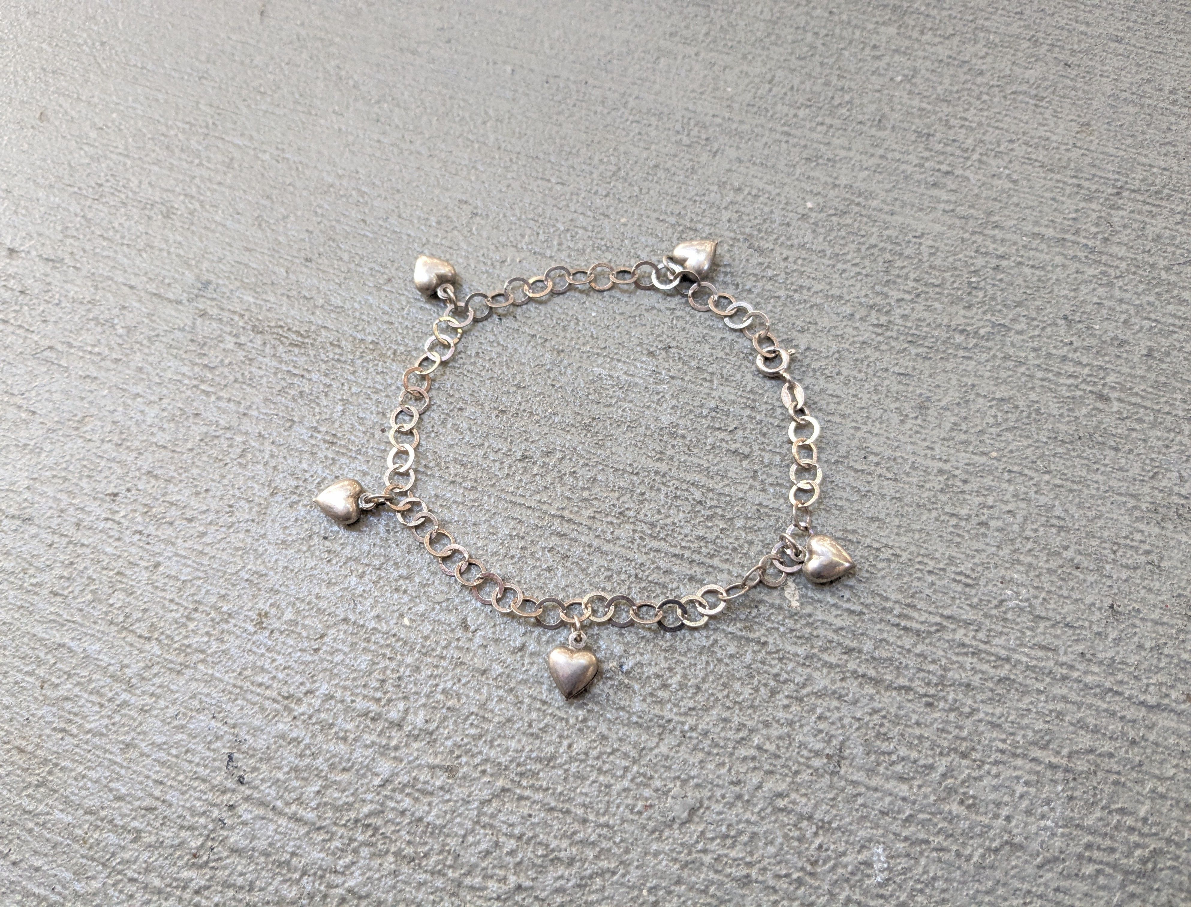 Sterling Silver × Vintage Vintage Sterling Silver Anklet Heart Round Charm 9" Size ONE SIZE - 1 Thumbnail