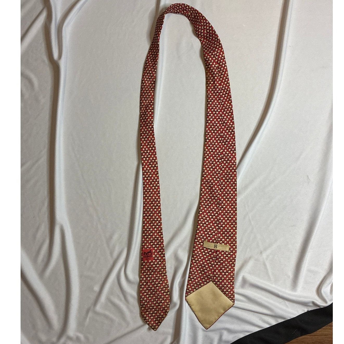 Hermes Hermès 398 EA Silk Tie - Red Geometric Checkered FLAWS Size ONE SIZE - 6 Thumbnail