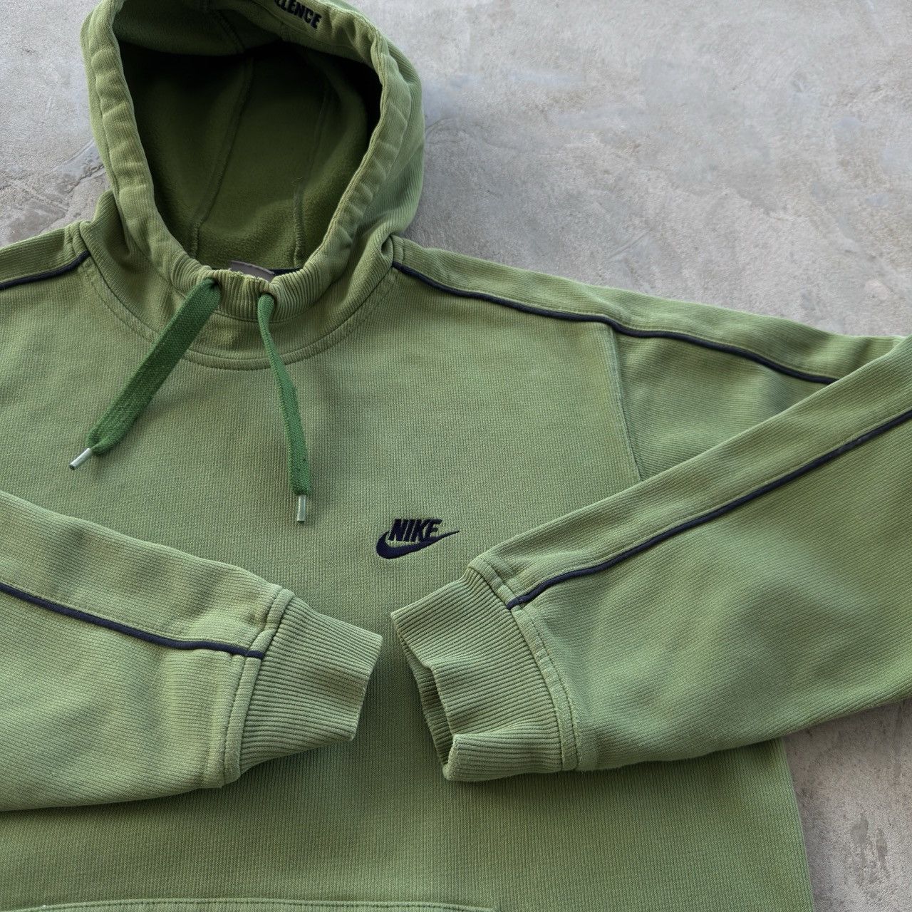 Nike Nike Vintage Green Center Swoosh Hoodie L Size US L / EU 52-54 / 3 - 4 Thumbnail