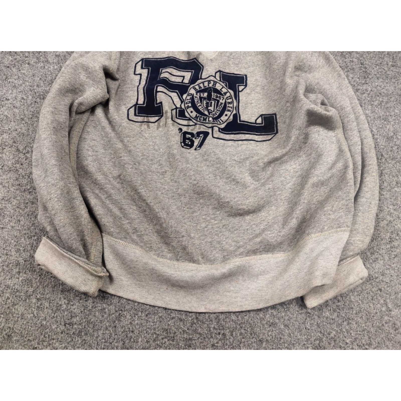 Polo Ralph Lauren Polo Ralph Lauren athletic division Varsity Logo Military Sweatshirt Shirt Mens L Gray 90s City Classic Logo Polo Sweatshirt Size US L / EU 52-54 / 3 - 5 Thumbnail