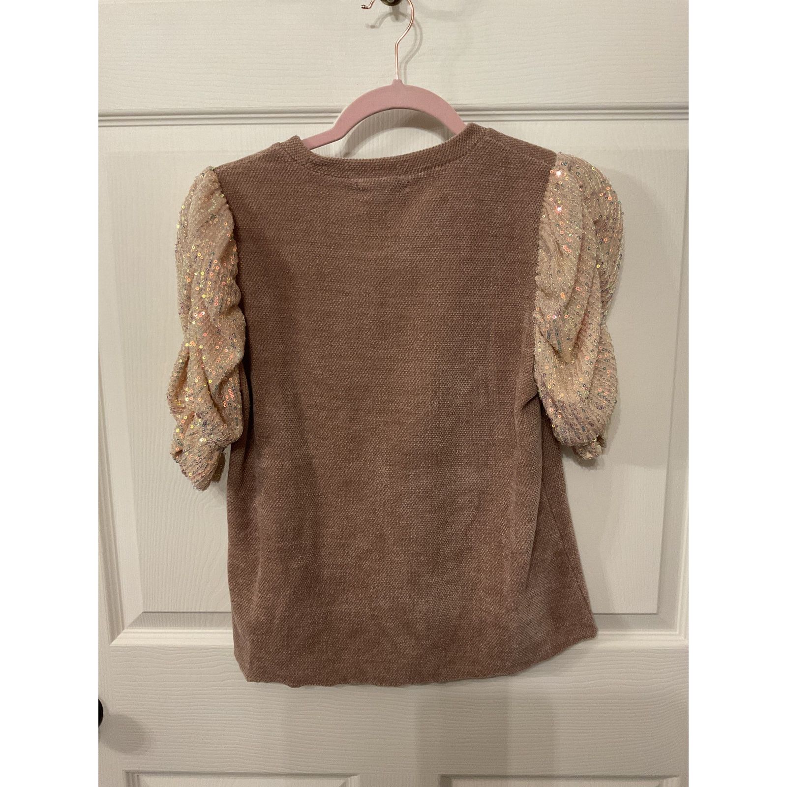 Anthropologie THML Short Gathered Puff Sequin Sleeve Chenille Sweater , S Size S / US 4 / IT 40 - 6 Thumbnail