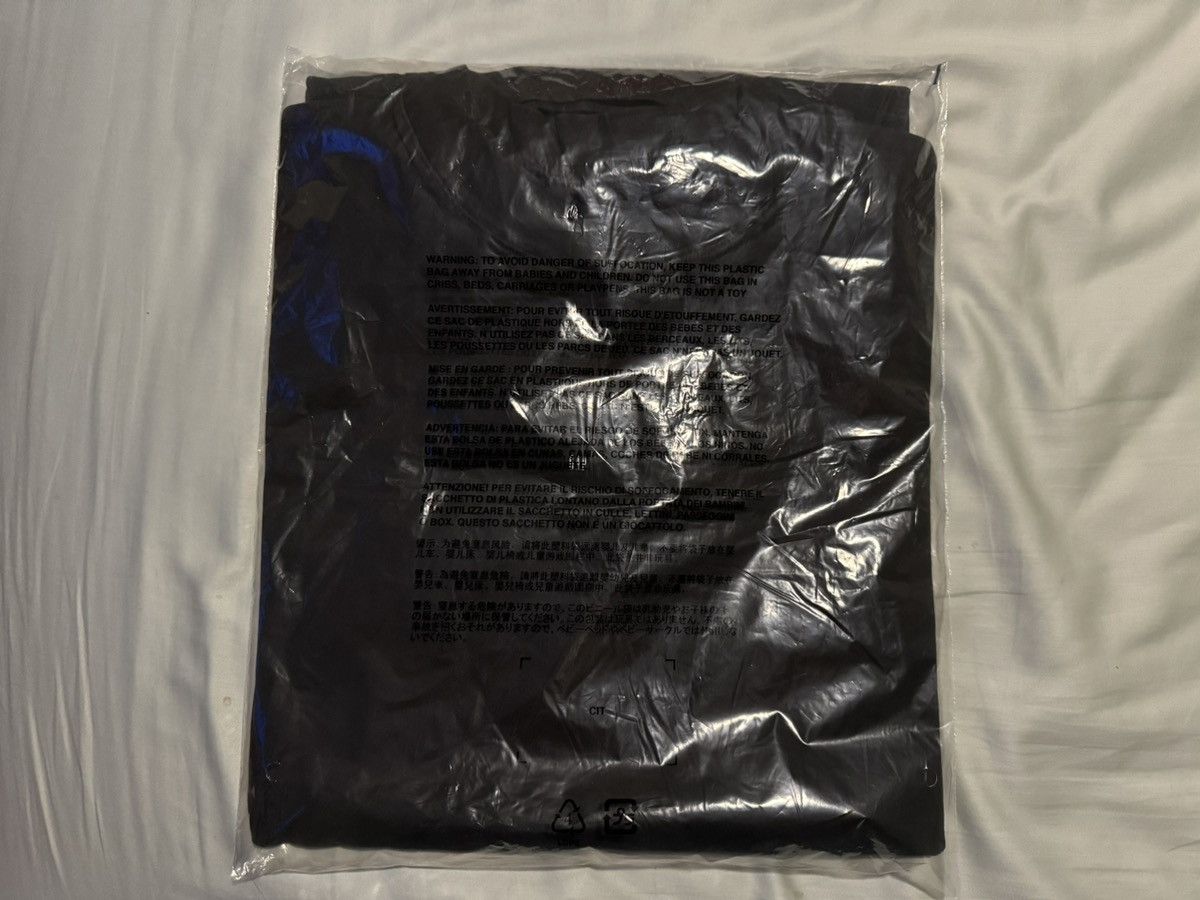 Balenciaga × Gap × Kanye West Yeezy Gap Logo Long Sleeve Tee Black Size Large Size US L / EU 52-54 / 3 - 19 Thumbnail