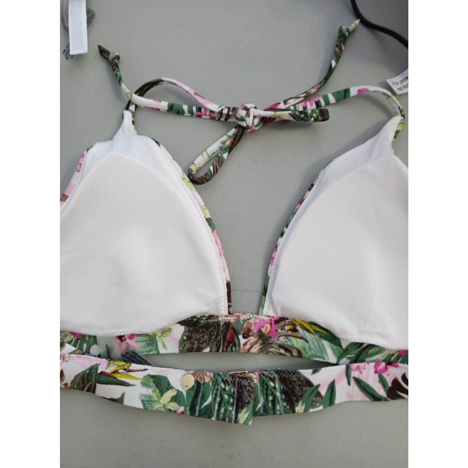 Victoria's Secret Victoria's Secret Bikini Top Woman M White Floral Triangle Plunge Padded Swim Halter Strap Quick Dry Size M / US 6-8 / IT 42-44 - 2 Thumbnail