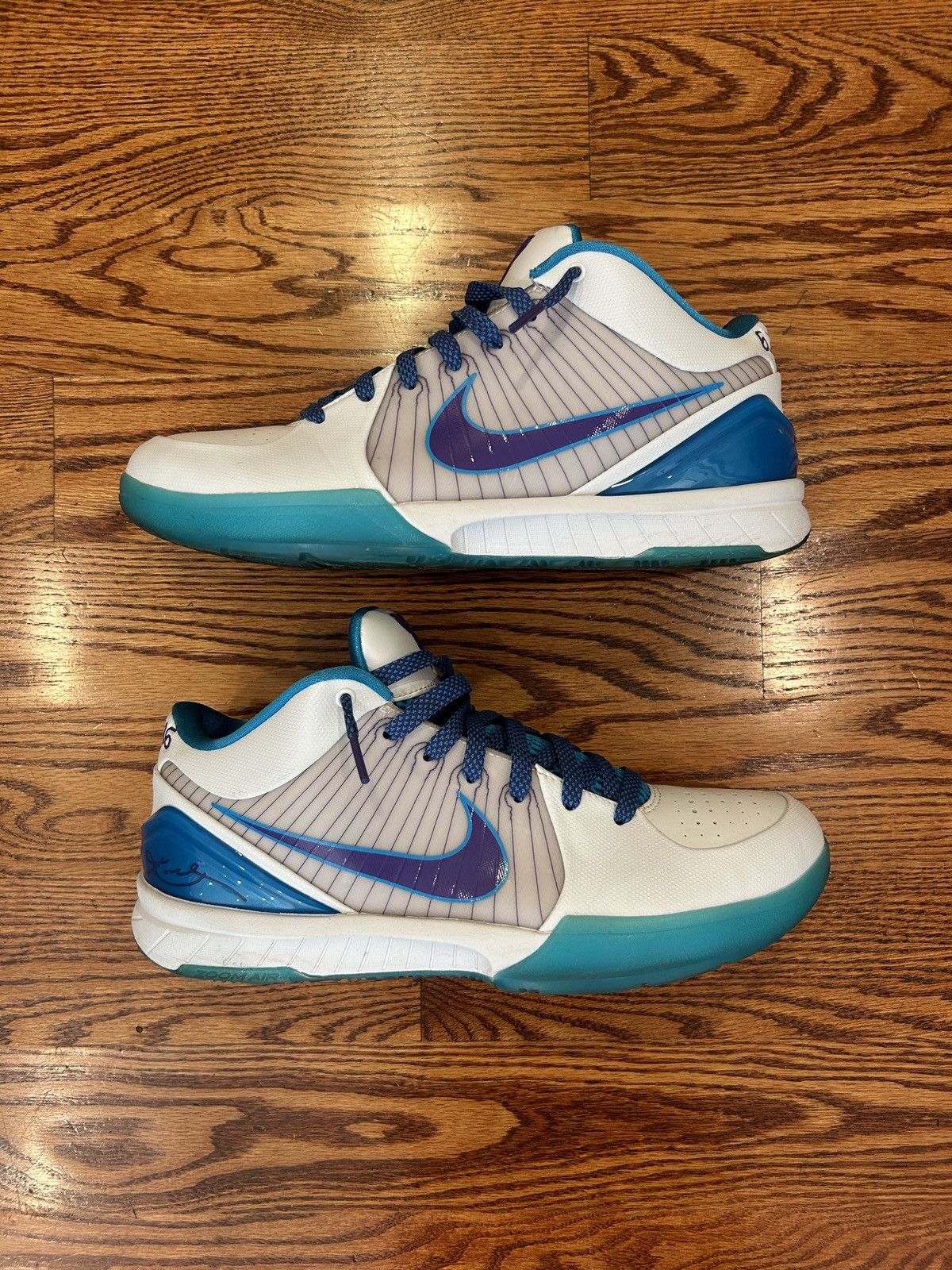 Nike Nike Kobe 4 Protro Draft Day Hornets Size US 10.5 / EU 43-44 - 1 Thumbnail