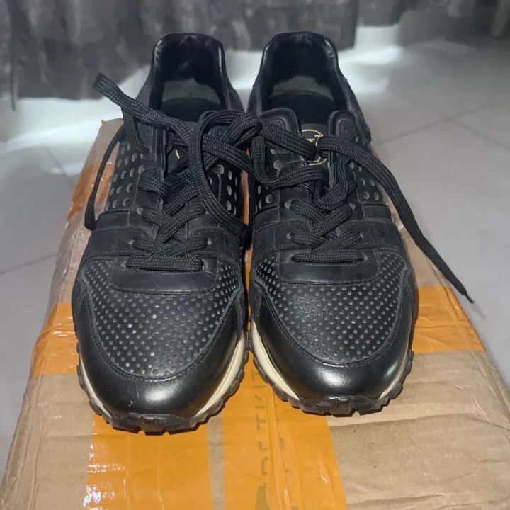 Louis Vuitton Louis Vuitton Run Away Black Fashion Sneakers -2508 Size US 4 / IT 34 - 2 Thumbnail