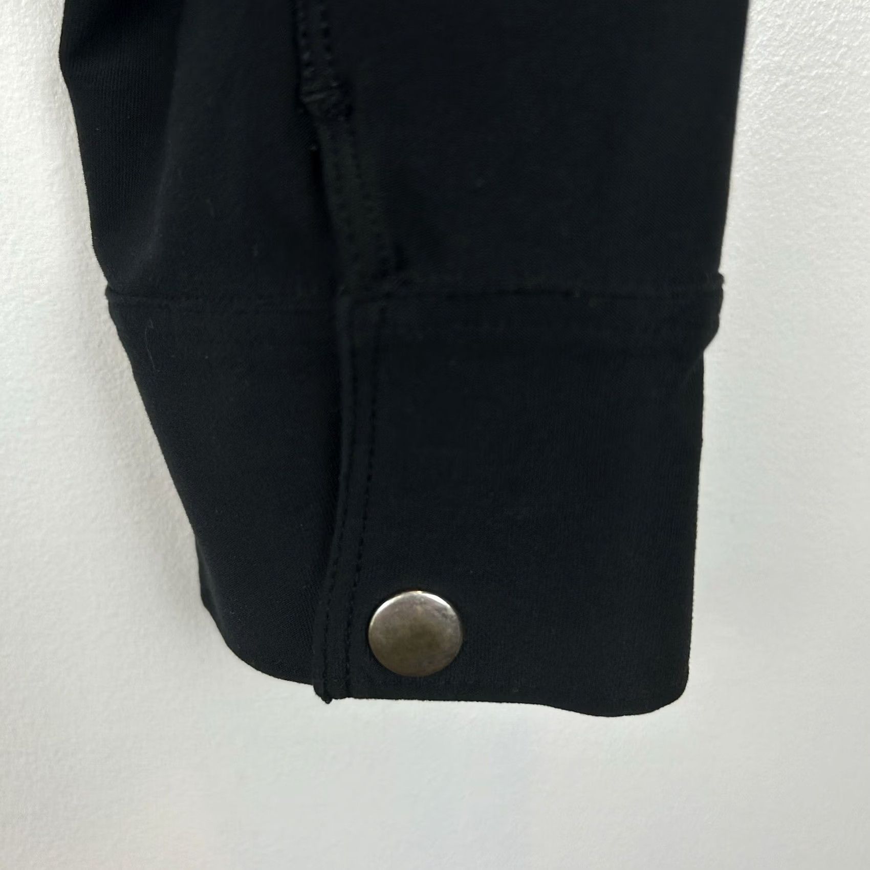 Nike Nike Jacket Womans M Fit Dry Full Zip Black Stretch Active Short Style Read Size 32" / US 10 / IT 46 - 7 Thumbnail
