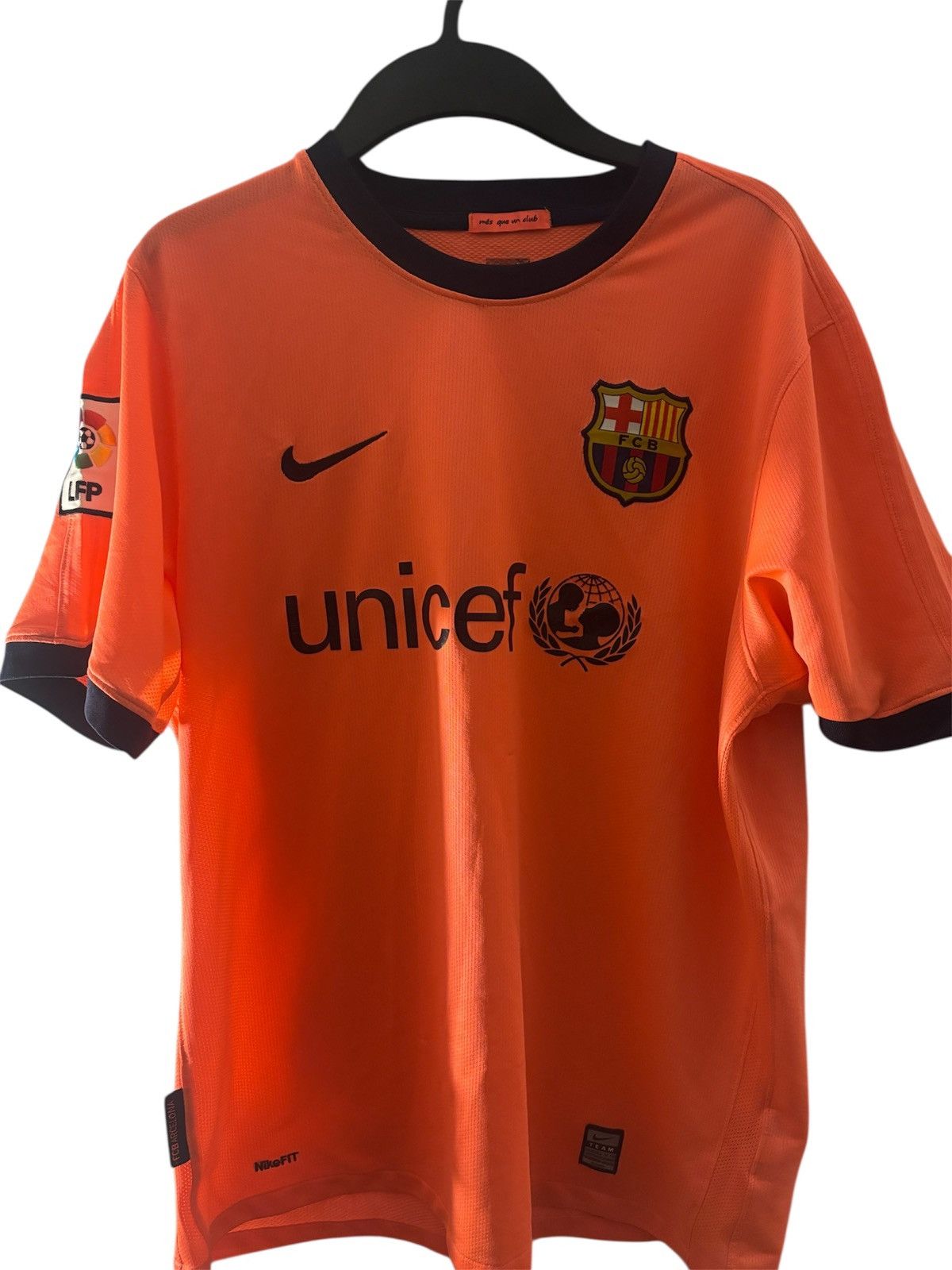 Nike Fc barcelona 2009/10 away footballshirt Size US M / EU 48-50 / 2 - 1 Thumbnail