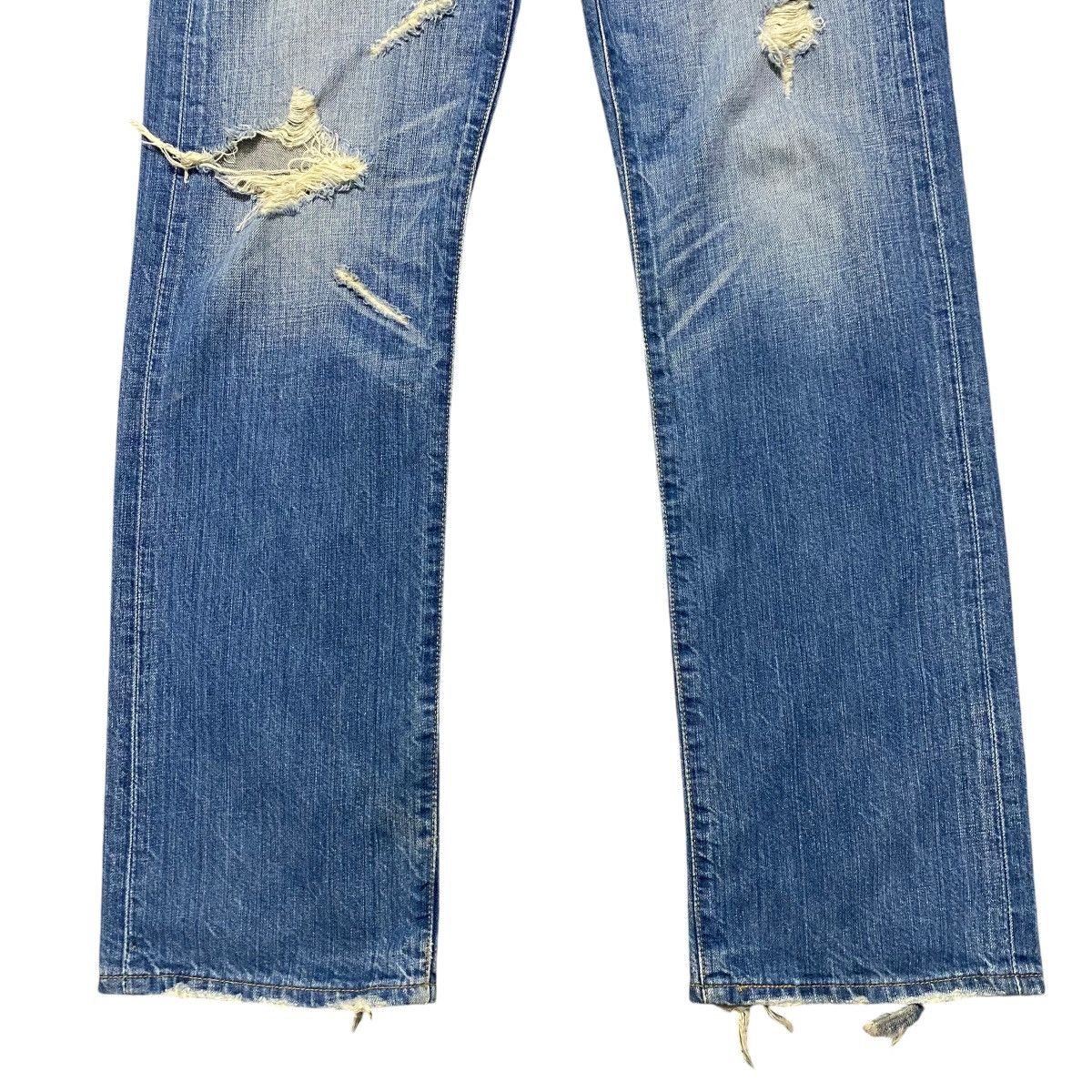 Levi's Vintage Levis 501 Thrashed Jeans Size US 31 - 8 Thumbnail