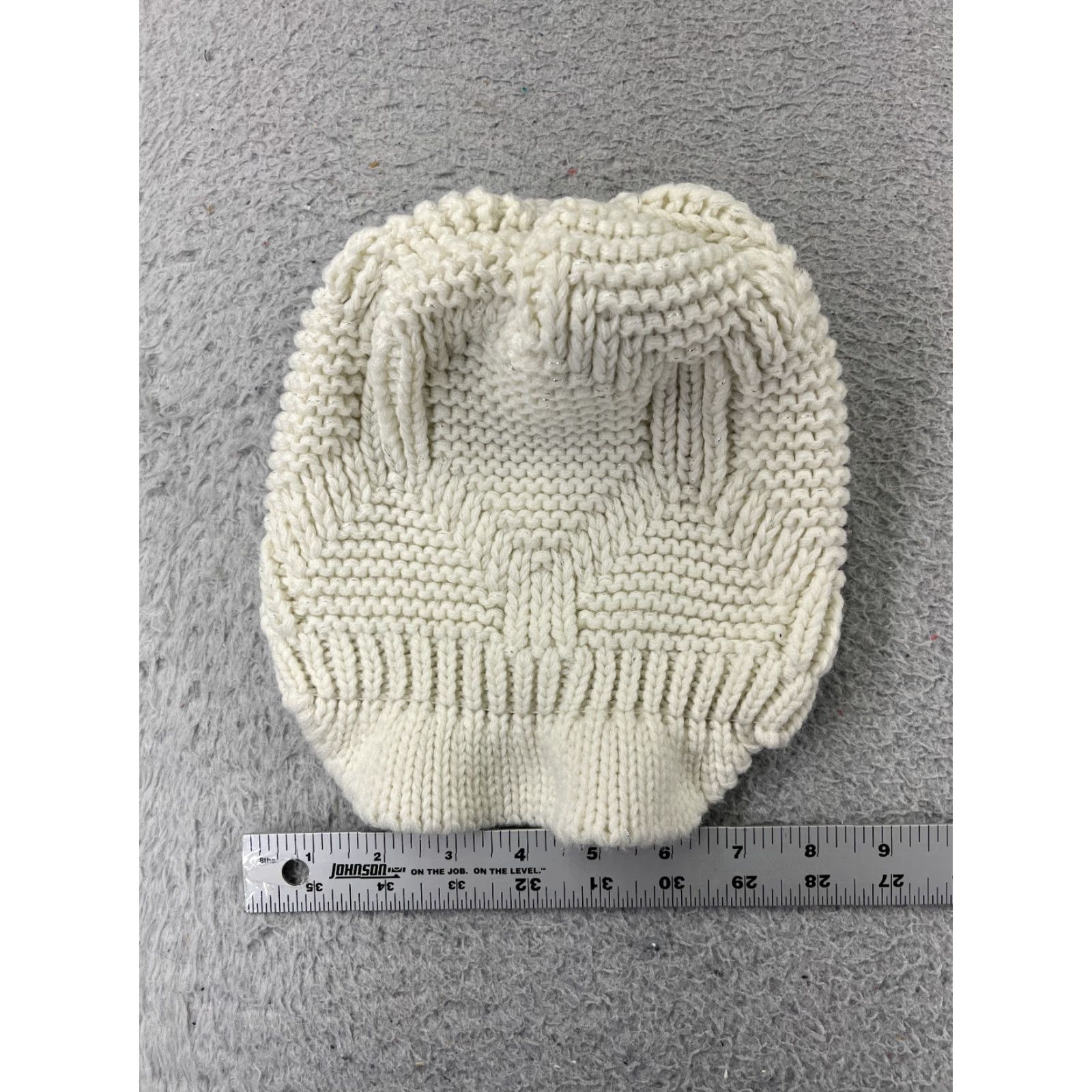 Bebe bebe Beanie Toque Womens One Size White Sparkly Knit Faux Fur Pom Ski Hat/Cap Accessories Rhinestone Logo Winter Urban 90s Mens Womens Size ONE SIZE - 5 Thumbnail