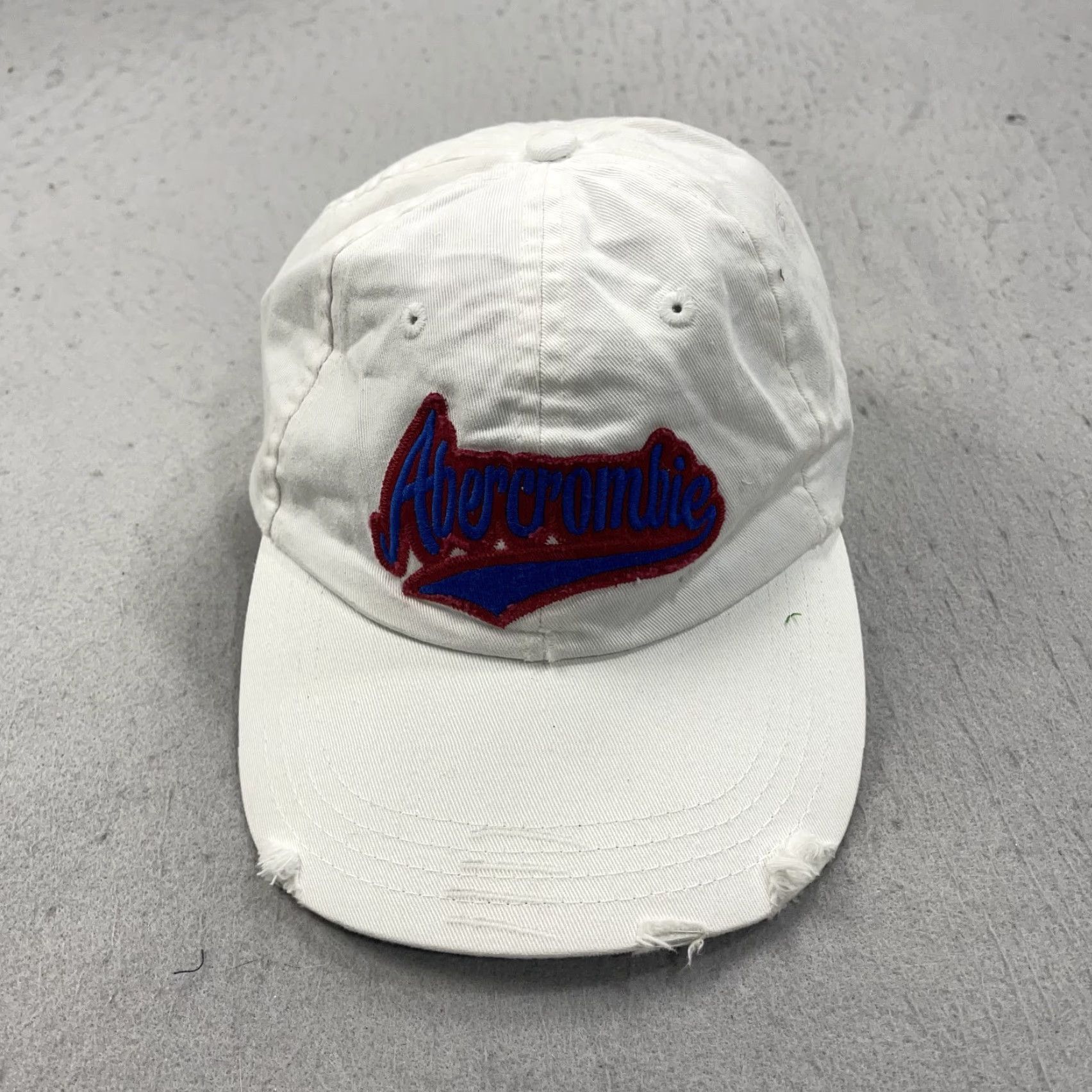 Abercrombie & Fitch VINTAGE Abercrombie & Fitch Hat Adult One Size White Script Distressed Dad Cap Logo Y2K 90s Outdoor Mens Baseball Cap Size ONE SIZE - 2 Thumbnail