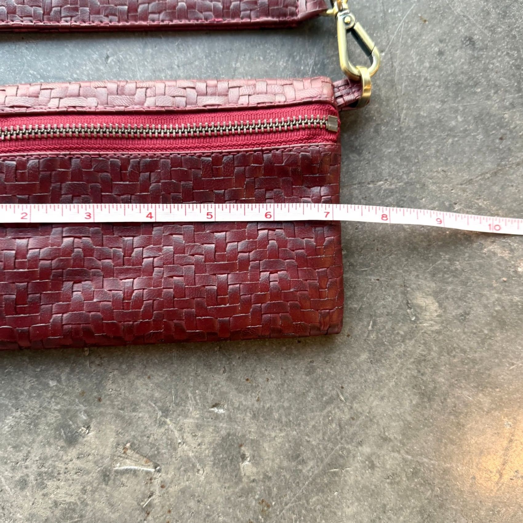 Vintage VINTAGE Maroon Red Mini Weave Clutch Wristlet Wallet Purse Womens Size ONE SIZE - 3 Thumbnail