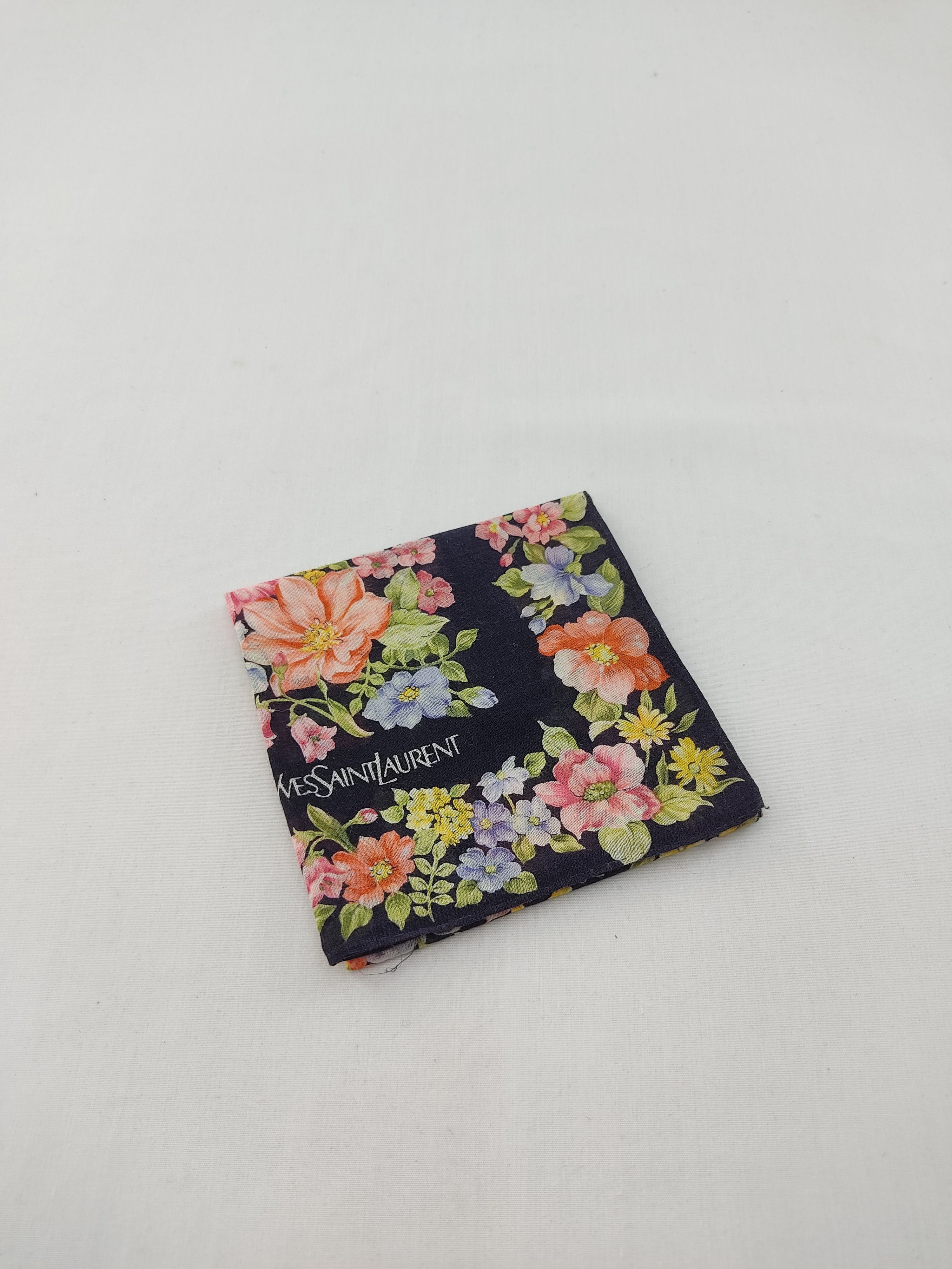 Vintage × Yves Saint Laurent Vintage Yves Saint Laurent Handkerchief / Neckwear / Bandana Size ONE SIZE - 2 Thumbnail