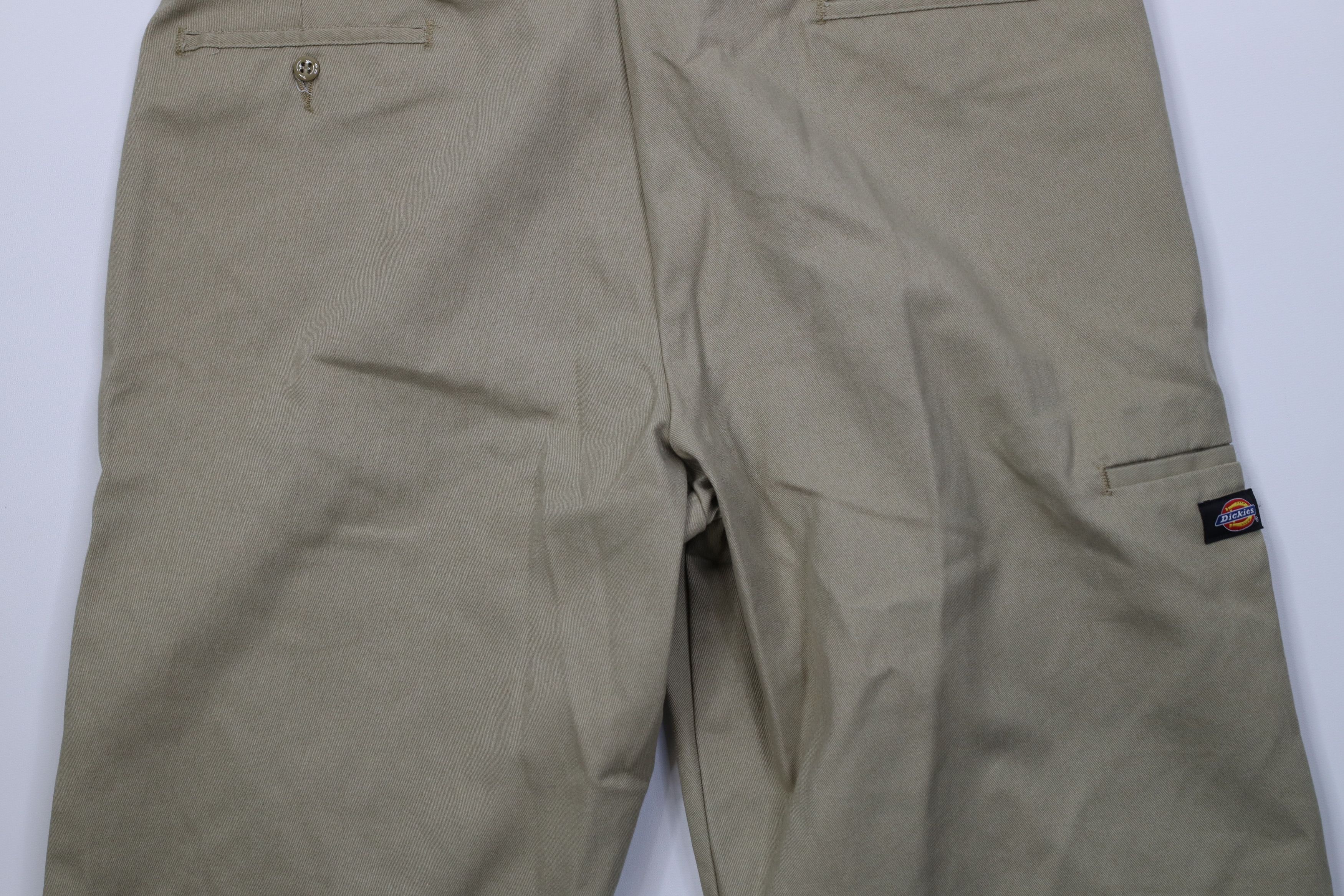Dickies Vintage Y2K Dickies Relaxed Fit Workwear Shorts Beige Size US 40 / EU 56 - 11 Thumbnail
