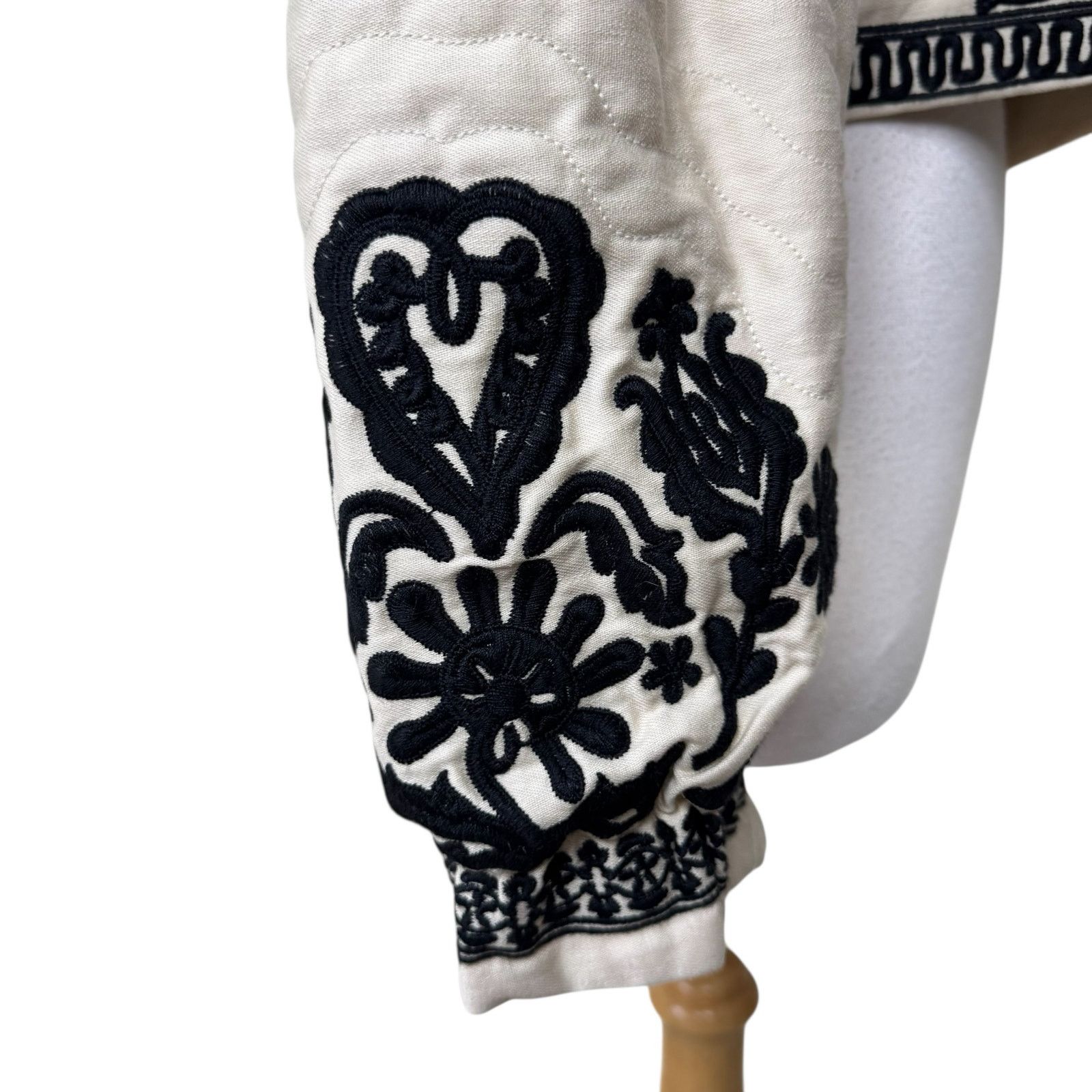 Free People FREE PEOPLE Bali Mabel Embroidered Cotton Jacket Cream Size S / US 4 / IT 40 - 6 Thumbnail