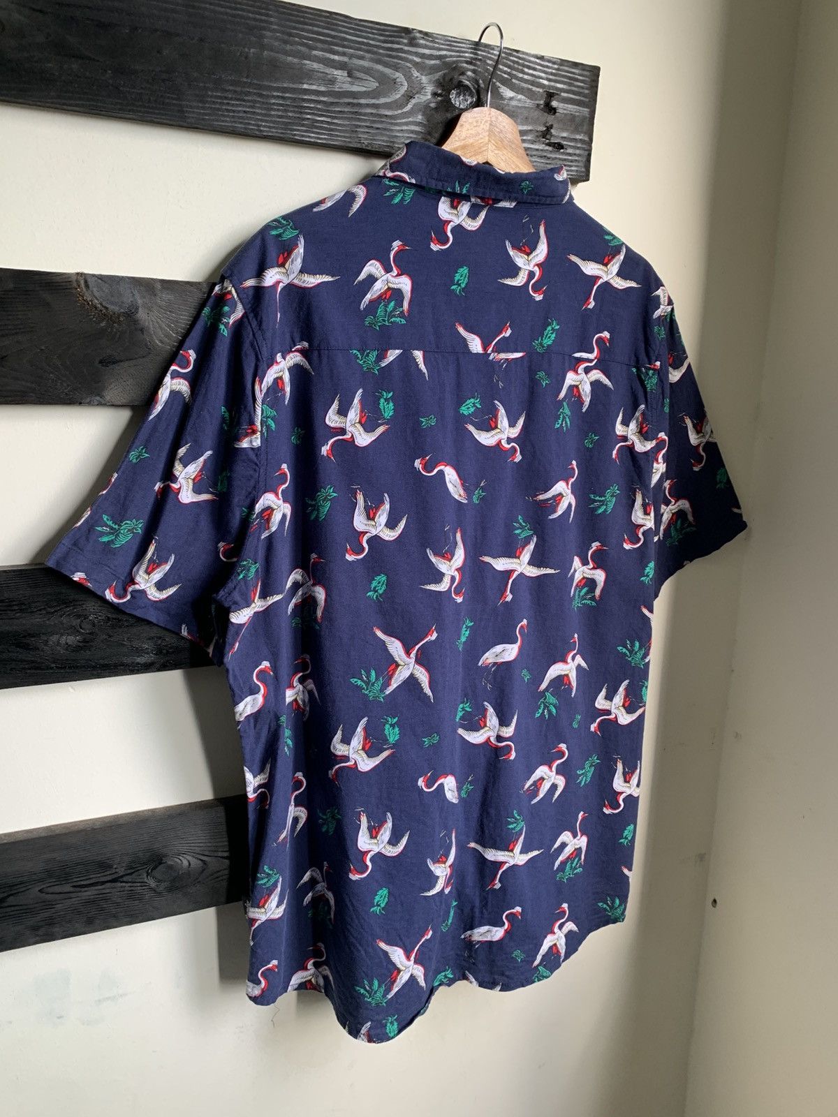 Mambo × Vintage Mambo Loud Mangoose Hawaiian Shirt Size US L / EU 52-54 / 3 - 9 Thumbnail