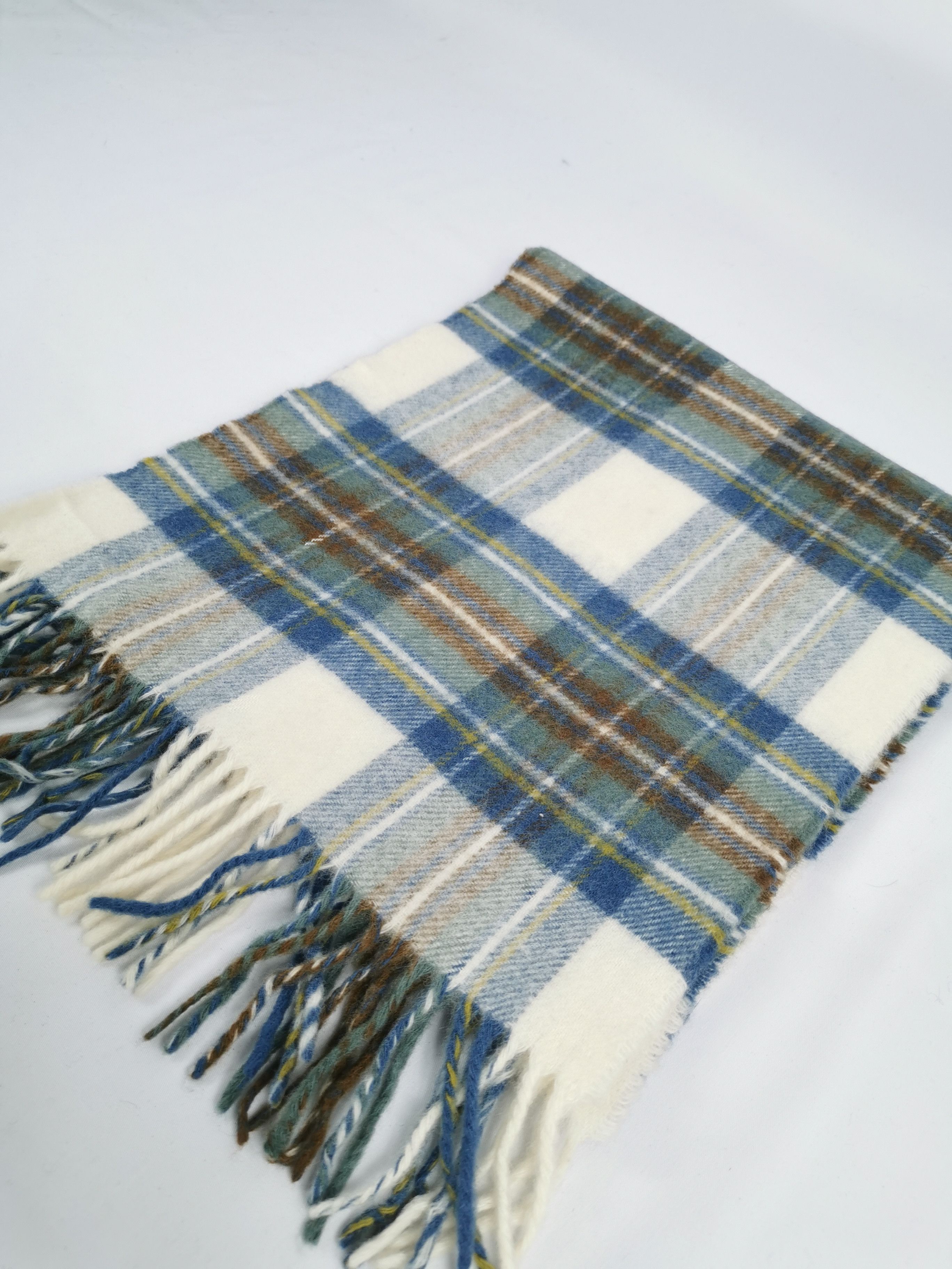 Johnston Of elgin scarf muffler