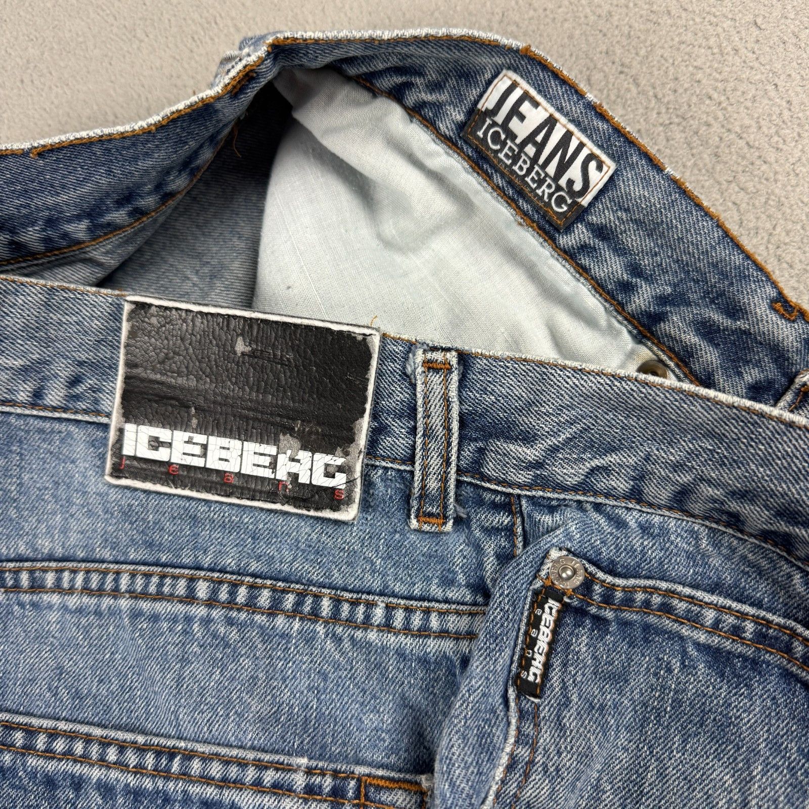 Iceberg Vintage Iceberg 90s Grunge Denim Shorts Made in Italy 36 Size US 36 / EU 52 - 4 Thumbnail
