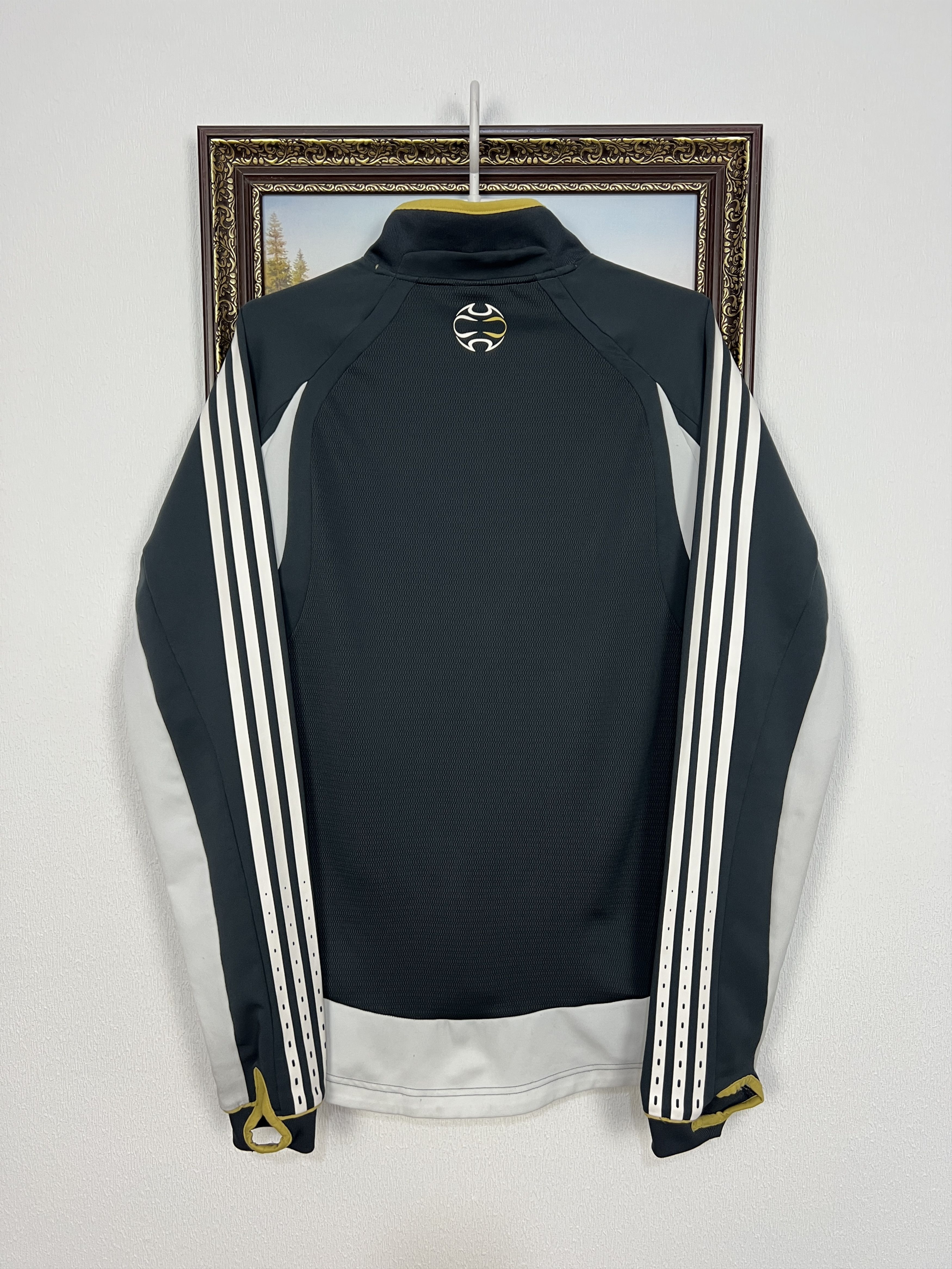 Adidas Vintage Adidas Real Madrid Football Sweatshirt Train Size US S / EU 44-46 / 1 - 13 Thumbnail
