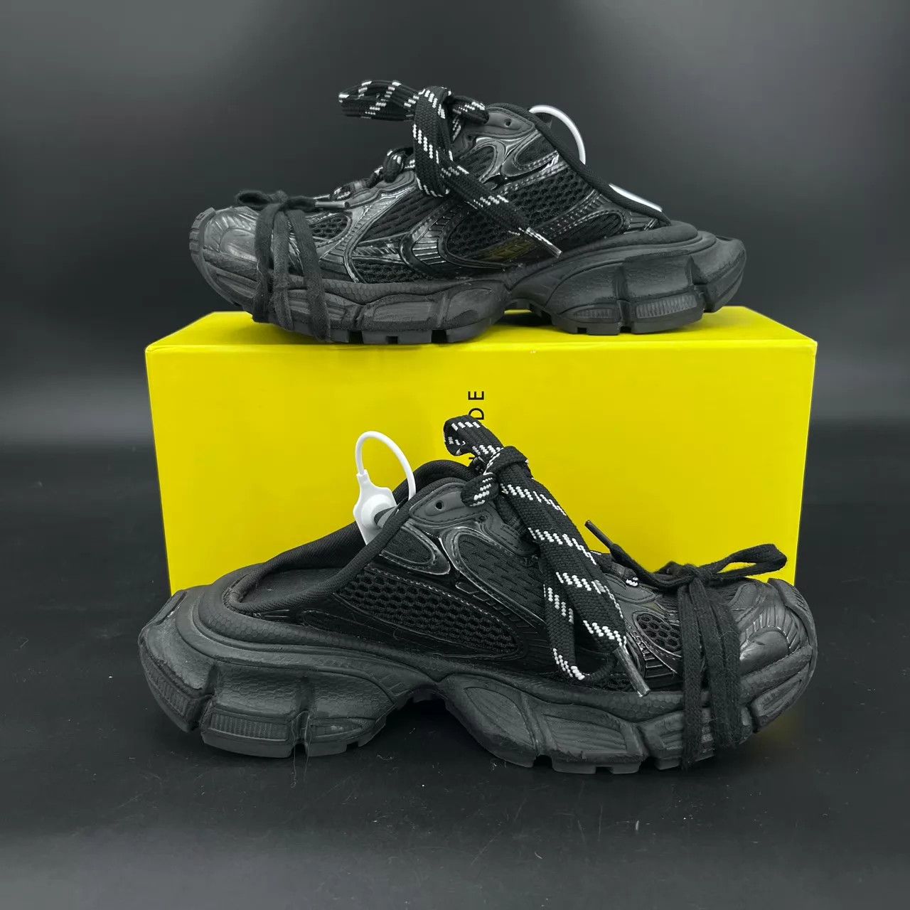 Balenciaga Balenciaga 36 Black Mules Barely Worn Original Box Size US 6 / IT 36 - 3 Thumbnail