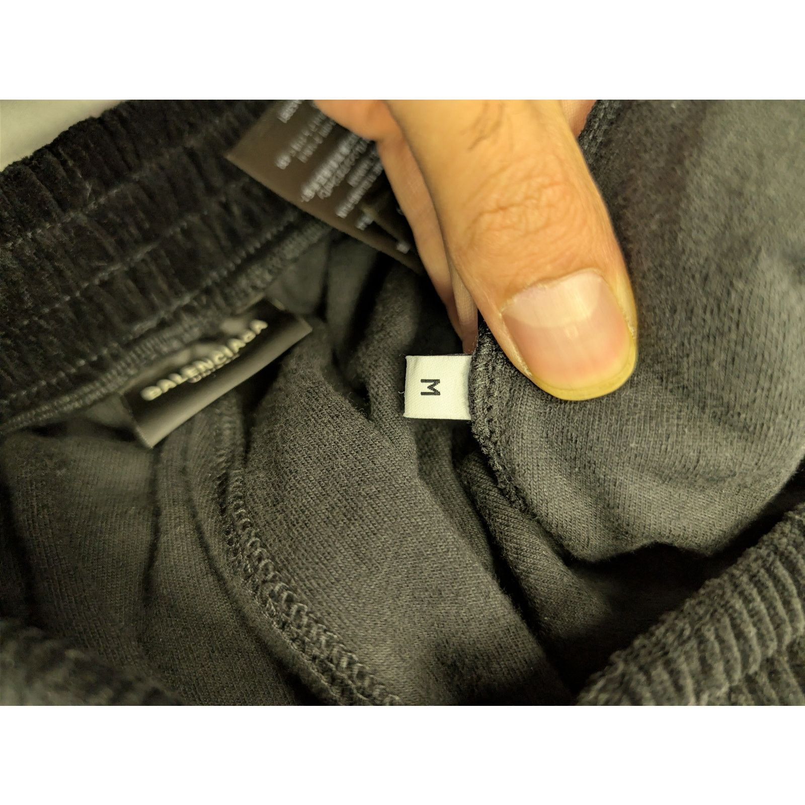 Balenciaga o1rshd1 Political Campaign Baggy Pants in Velvet Jersey Size US 34 / EU 50 - 14 Thumbnail