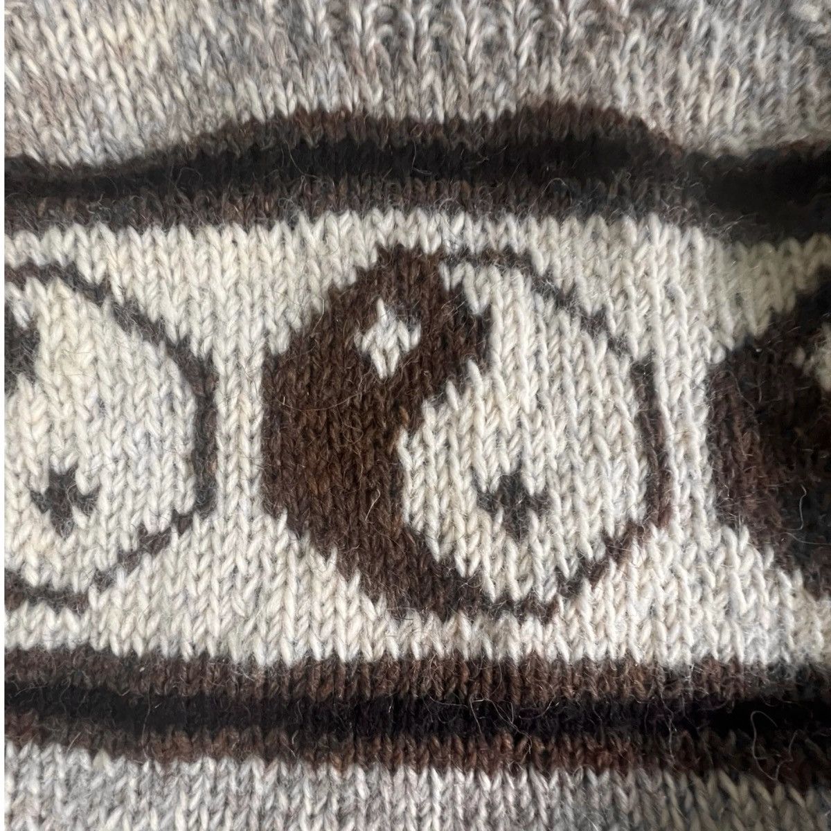 Vintage Rare Vintage 80’s Hand Knit Yin Yang Sweater Made In Nepal M Size US M / EU 48-50 / 2 - 4 Thumbnail