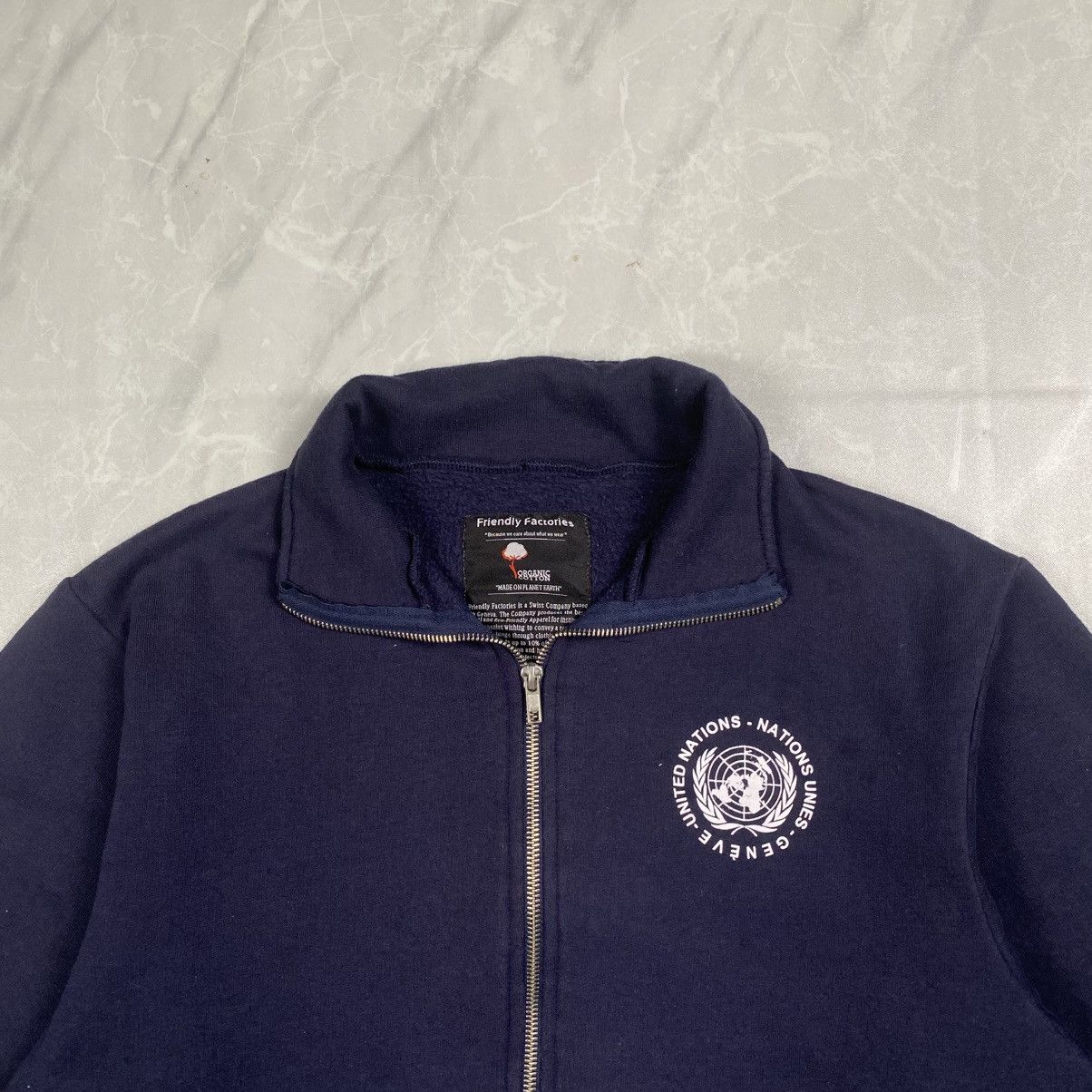 Other Friendly Factories United Nations UN Geneva Zip Up Size US M / EU 48-50 / 2 - 2 Thumbnail