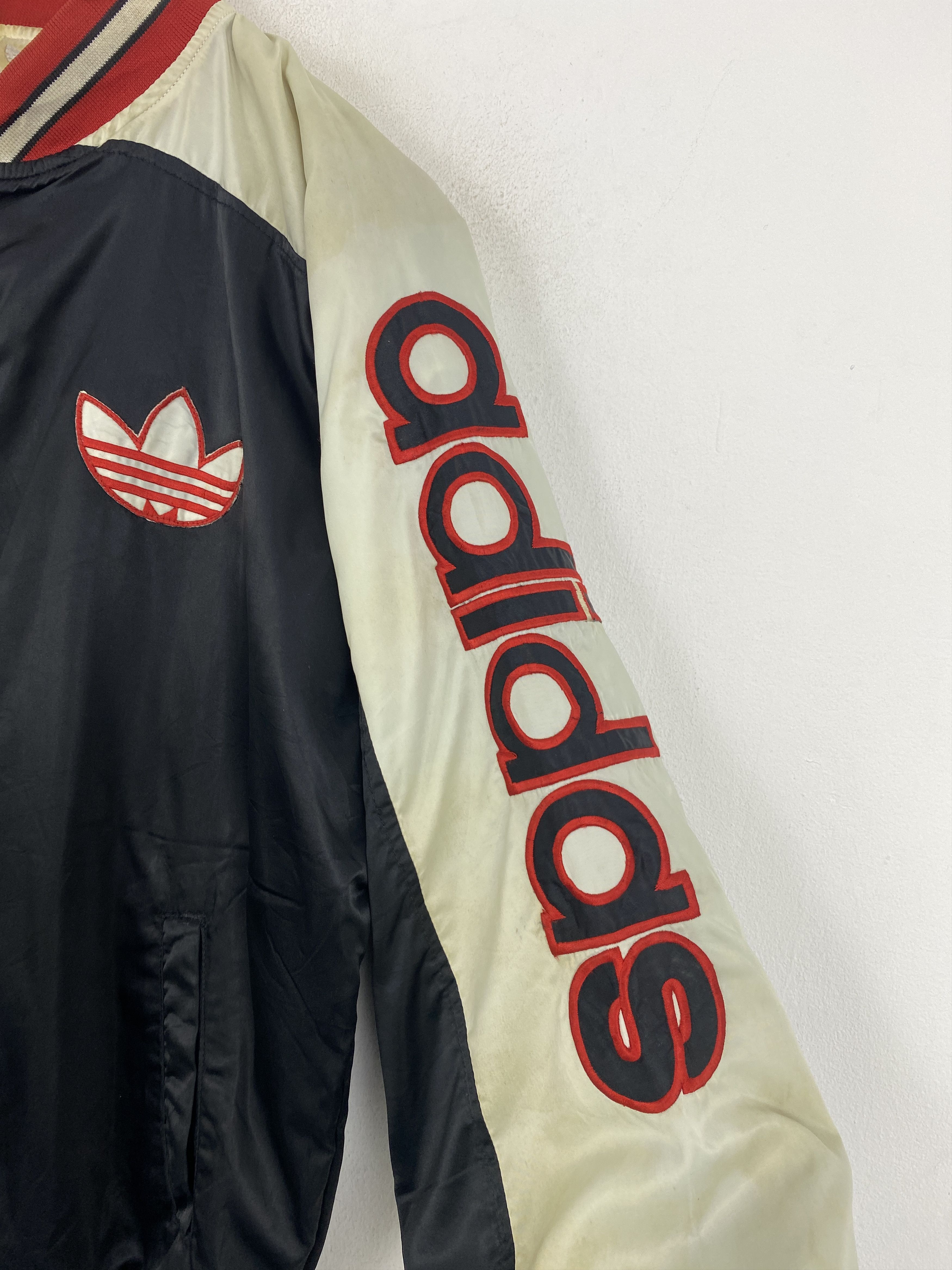 Adidas × Vintage Vintage 80s Adidas Bomber Nylon Jacket J1920 Size US L / EU 52-54 / 3 - 9 Thumbnail