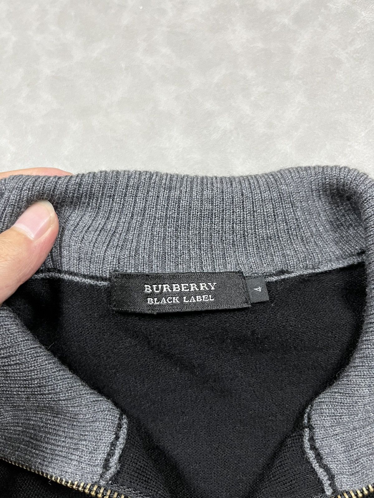 Burberry Burberry london knit Size US M / EU 48-50 / 2 - 7 Thumbnail