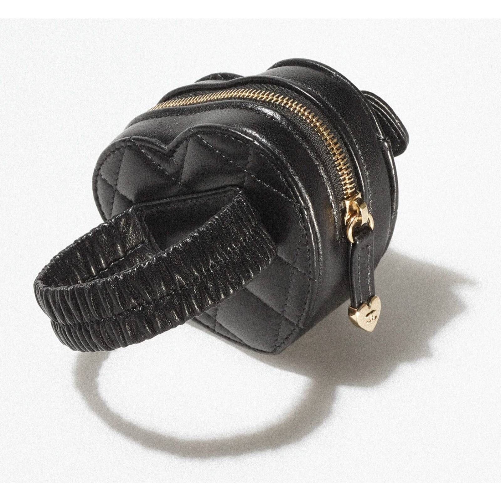 Chanel Chanel Heart Mini Lambskin Quilted Flap Arm Coin Purse Size ONE SIZE - 7 Thumbnail