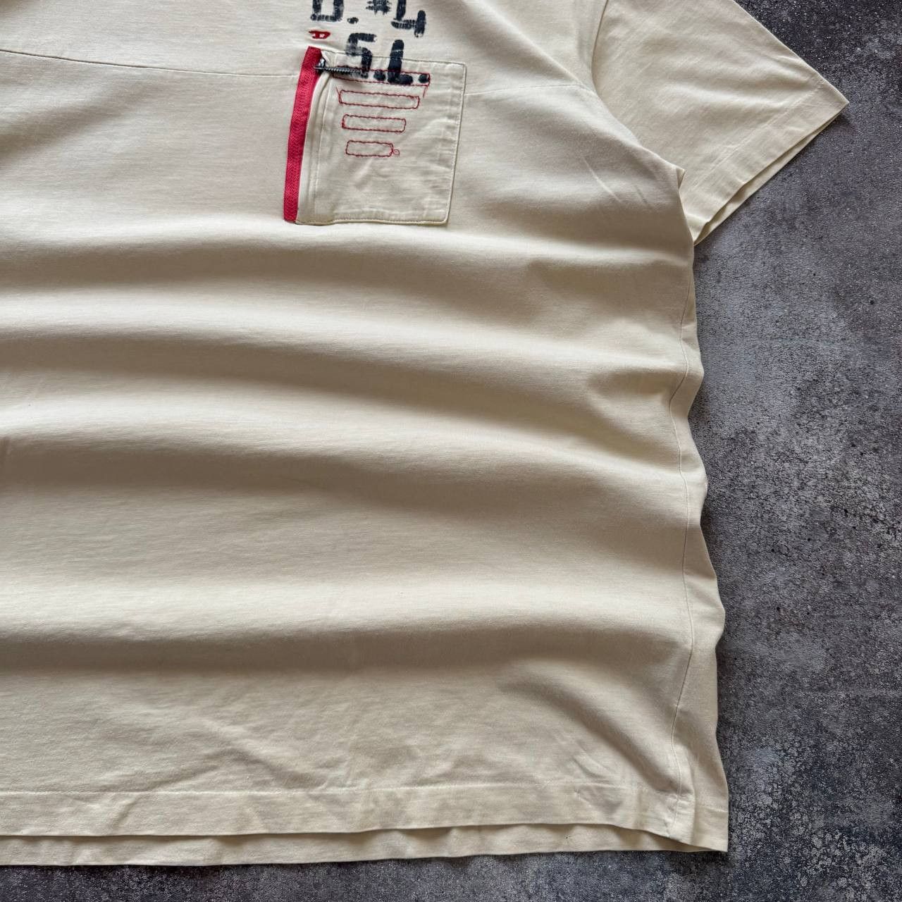 Diesel × Vintage Y2K Diesel Vintage Unisex T-Shirt Size US L / EU 52-54 / 3 - 6 Thumbnail