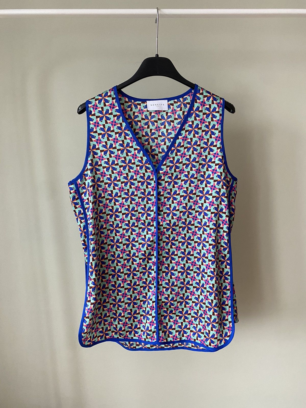 Designer × Japanese Brand Nenette TLJ Florida blouses Size M / US 6-8 / IT 42-44 - 1 Thumbnail