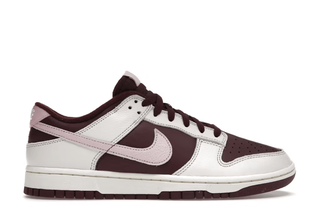 Nike Nike Dunk Low Retro PRM Valentine's Day Size US 12.5 / EU 45-46 - 2 Thumbnail